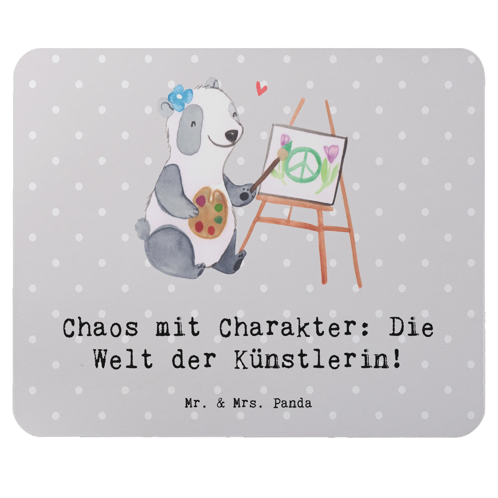 Mouse mat Chaos mit Charakter: Die Welt der Künstlerin! Computer zubehör, Arbeitszimmer, Büroausstattung, Mauspad, Designer Mauspad, Einzigartiges Mauspad, Mausunterlage, Mauspad Büro, PC Zubehör, Mousepad, Beruf, Ausbildung, Jubiläum, Abschied, Rente, Kollege, Kollegin, Geschenk, Schenken, Arbeitskollege, Mitarbeiter, Firma, Danke, Dankeschön