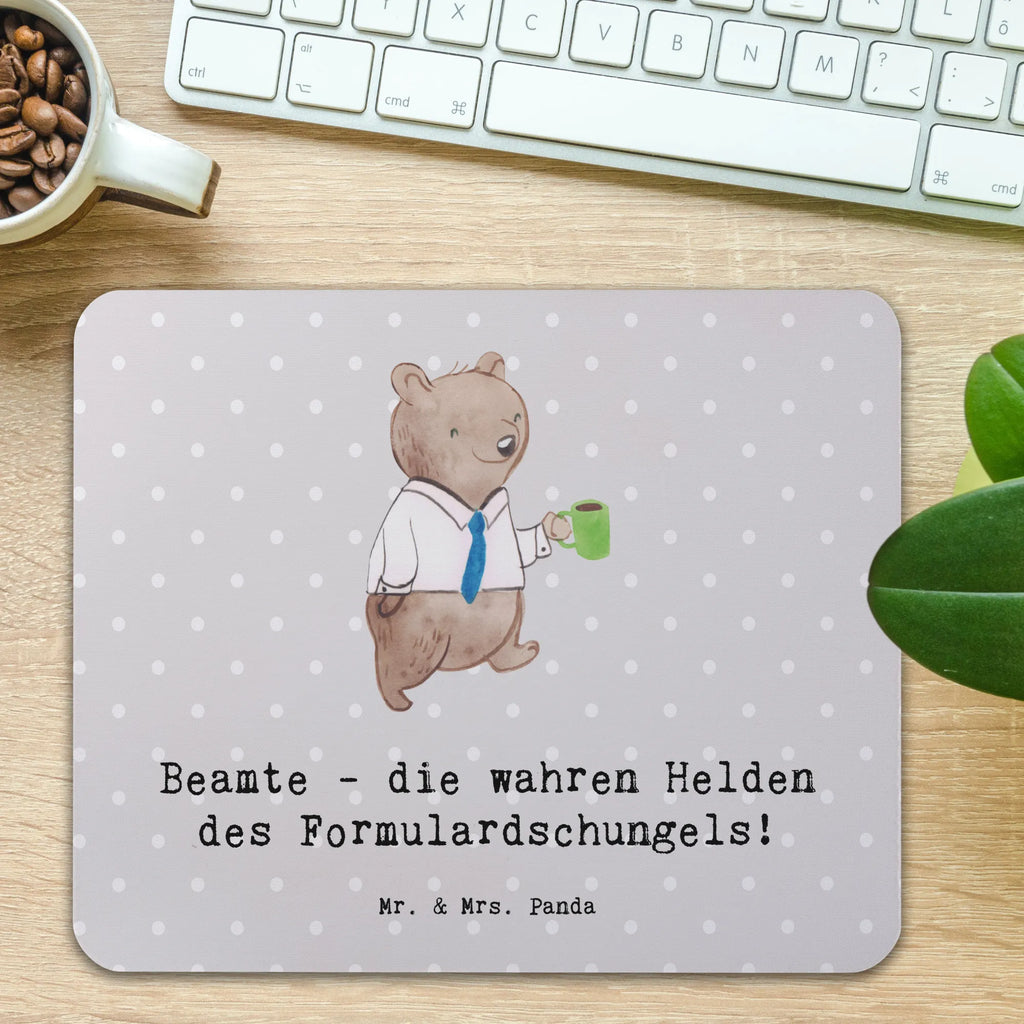 Mouse mat Beamte - die wahren Helden des Formulardschungels! Mauspad, Mausunterlage, Arbeitszimmer, Designer Mauspad, Büroausstattung, Mousepad, Mauspad Büro, PC Zubehör, Computer zubehör, Einzigartiges Mauspad, Beruf, Ausbildung, Jubiläum, Abschied, Rente, Kollege, Kollegin, Geschenk, Schenken, Arbeitskollege, Mitarbeiter, Firma, Danke, Dankeschön