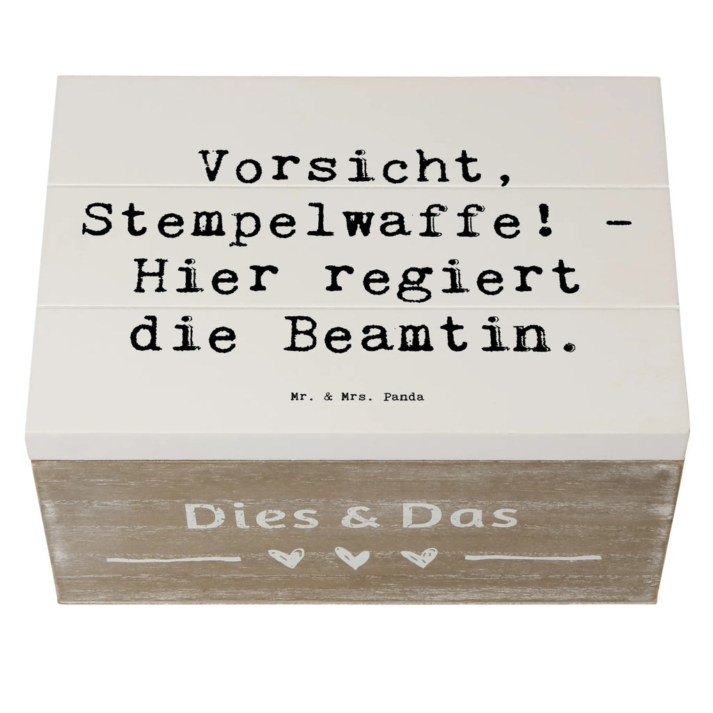 Holzkiste Spruch Beamtin Stempelwaffe Truhe, Dekokiste, Kiste, Erinnerungskiste, Erinnerungsbox, Geschenkbox, Aufbewahrungsbox, Holzkiste, Schatulle, Schatzkiste, XXL, Geschenkdose, Beruf, Ausbildung, Jubiläum, Abschied, Rente, Kollege, Kollegin, Geschenk, Schenken, Arbeitskollege, Mitarbeiter, Firma, Danke, Dankeschön