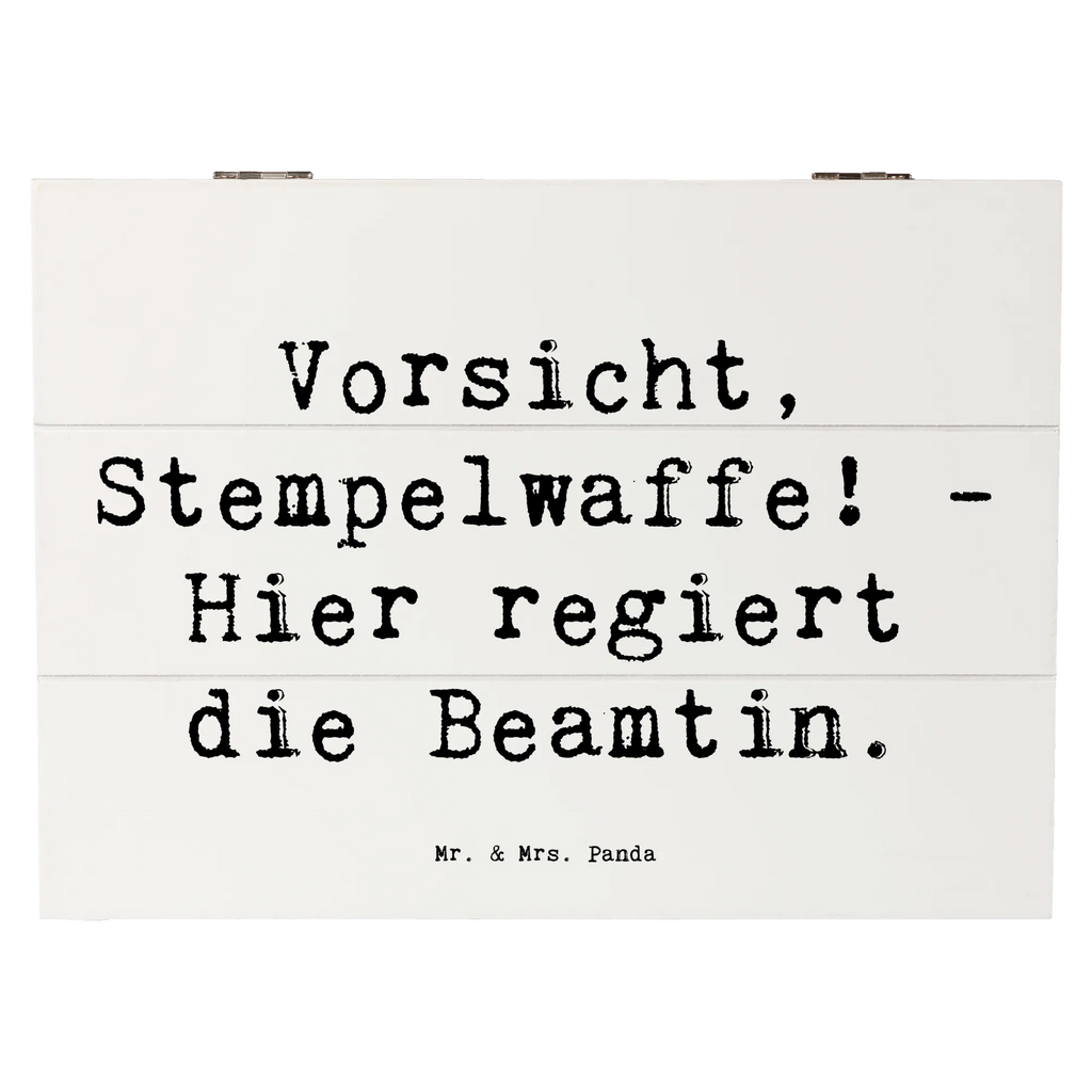 Holzkiste Spruch Beamtin Stempelwaffe Truhe, Dekokiste, Kiste, Erinnerungskiste, Erinnerungsbox, Geschenkbox, Aufbewahrungsbox, Holzkiste, Schatulle, Schatzkiste, XXL, Geschenkdose, Beruf, Ausbildung, Jubiläum, Abschied, Rente, Kollege, Kollegin, Geschenk, Schenken, Arbeitskollege, Mitarbeiter, Firma, Danke, Dankeschön