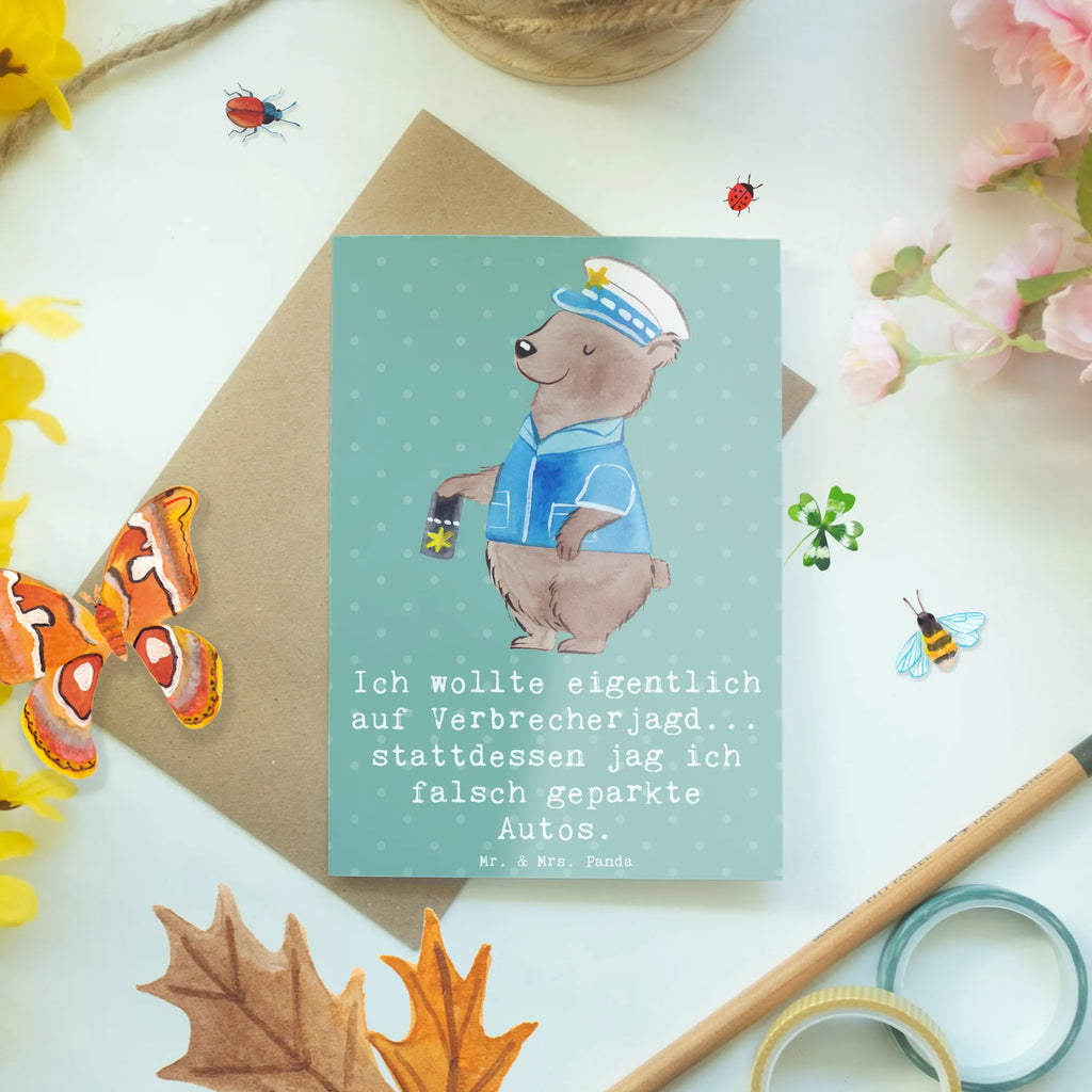 Greetings card Ich wollte eigentlich auf Verbrecherjagd... stattdessen jag ich falsch geparkte Autos. Hochzeitskarte, Glückwunschkarte, Klappkarte, Einladungskarte, Geburtstagskarte, Grußkarte, Ansichtskarten, Karte, Beruf, Ausbildung, Jubiläum, Abschied, Rente, Kollege, Kollegin, Geschenk, Schenken, Arbeitskollege, Mitarbeiter, Firma, Danke, Dankeschön