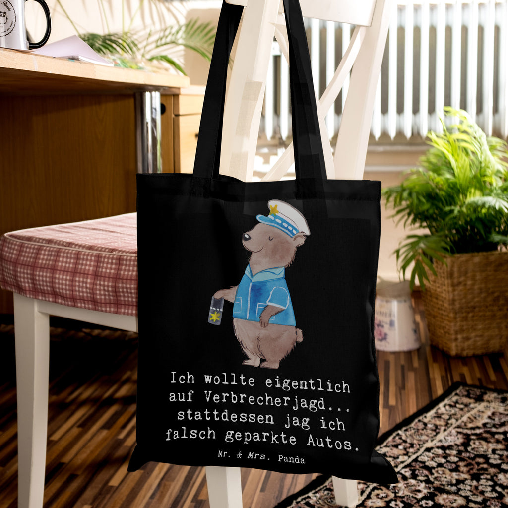 Tote bag Ich wollte eigentlich auf Verbrecherjagd... stattdessen jag ich falsch geparkte Autos. Stoffbeutel, Schultertasche, Beutel, Shopper, Jutebeutel, Einkaufstasche, Laptoptasche, Tasche, Umhängetasche, Badetasche, Tragetasche, Jutetasche, Stofftasche, Beuteltasche, Strandtasche, Einkaufstüte, Beruf, Ausbildung, Jubiläum, Abschied, Rente, Kollege, Kollegin, Geschenk, Schenken, Arbeitskollege, Mitarbeiter, Firma, Danke, Dankeschön