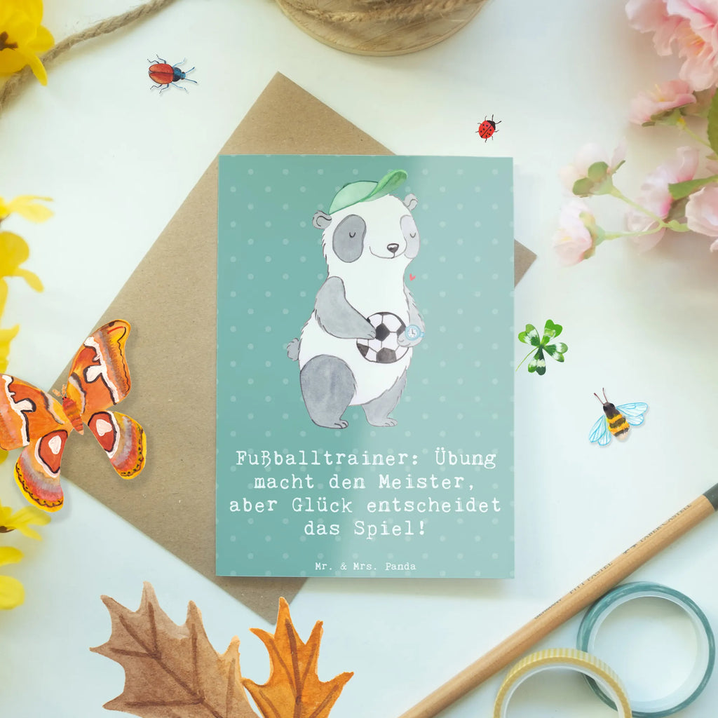 Greetings card Fußballtrainer: Übung macht den Meister, aber Glück entscheidet das Spiel! Geburtstagskarte, Karte, Grußkarte, Ansichtskarten, Einladungskarte, Klappkarte, Hochzeitskarte, Glückwunschkarte, Beruf, Ausbildung, Jubiläum, Abschied, Rente, Kollege, Kollegin, Geschenk, Schenken, Arbeitskollege, Mitarbeiter, Firma, Danke, Dankeschön