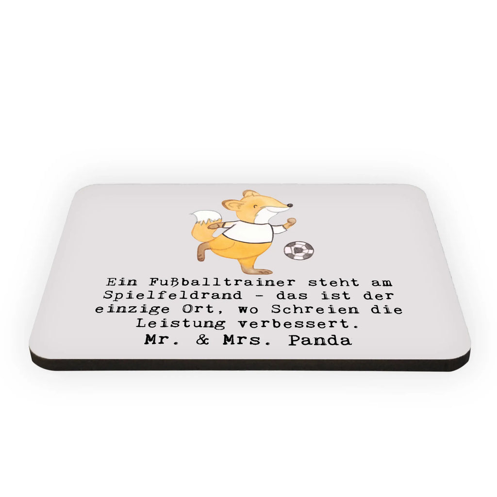 Magnet Ein Fußballtrainer steht am Spielfeldrand - das ist der einzige Ort, wo Schreien die Leistung verbessert. Kühlschrank Dekoration, Pinnwandmagnet, Motivmagnete, Souvenir Magnet, Kühlschrankmagnet, Dekomagnet, Notiz Magnet, Whiteboard Magnet, Beruf, Ausbildung, Jubiläum, Abschied, Rente, Kollege, Kollegin, Geschenk, Schenken, Arbeitskollege, Mitarbeiter, Firma, Danke, Dankeschön