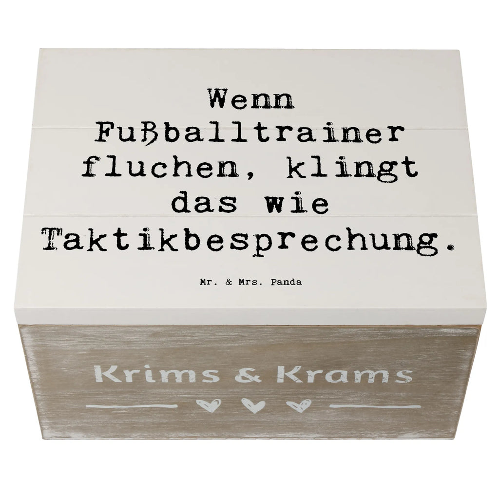 Wooden chest Saying Wenn Fußballtrainer fluchen, klingt das wie Taktikbesprechung. Erinnerungskiste, XXL, Geschenkbox, Geschenkdose, Kiste, Dekokiste, Erinnerungsbox, Truhe, Holzkiste, Schatulle, Schatzkiste, Aufbewahrungsbox, Beruf, Ausbildung, Jubiläum, Abschied, Rente, Kollege, Kollegin, Geschenk, Schenken, Arbeitskollege, Mitarbeiter, Firma, Danke, Dankeschön