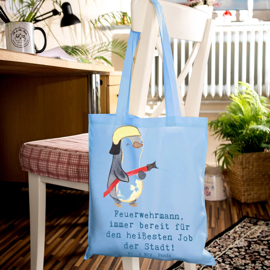 Tragetasche Feuerwehrmann Held Beuteltasche, Einkaufstasche, Schultertasche, Tasche, Shopper, Strandtasche, Laptoptasche, Einkaufstüte, Umhängetasche, Stofftasche, Beutel, Stoffbeutel, Jutebeutel, Tragetasche, Badetasche, Jutetasche, Beruf, Ausbildung, Jubiläum, Abschied, Rente, Kollege, Kollegin, Geschenk, Schenken, Arbeitskollege, Mitarbeiter, Firma, Danke, Dankeschön