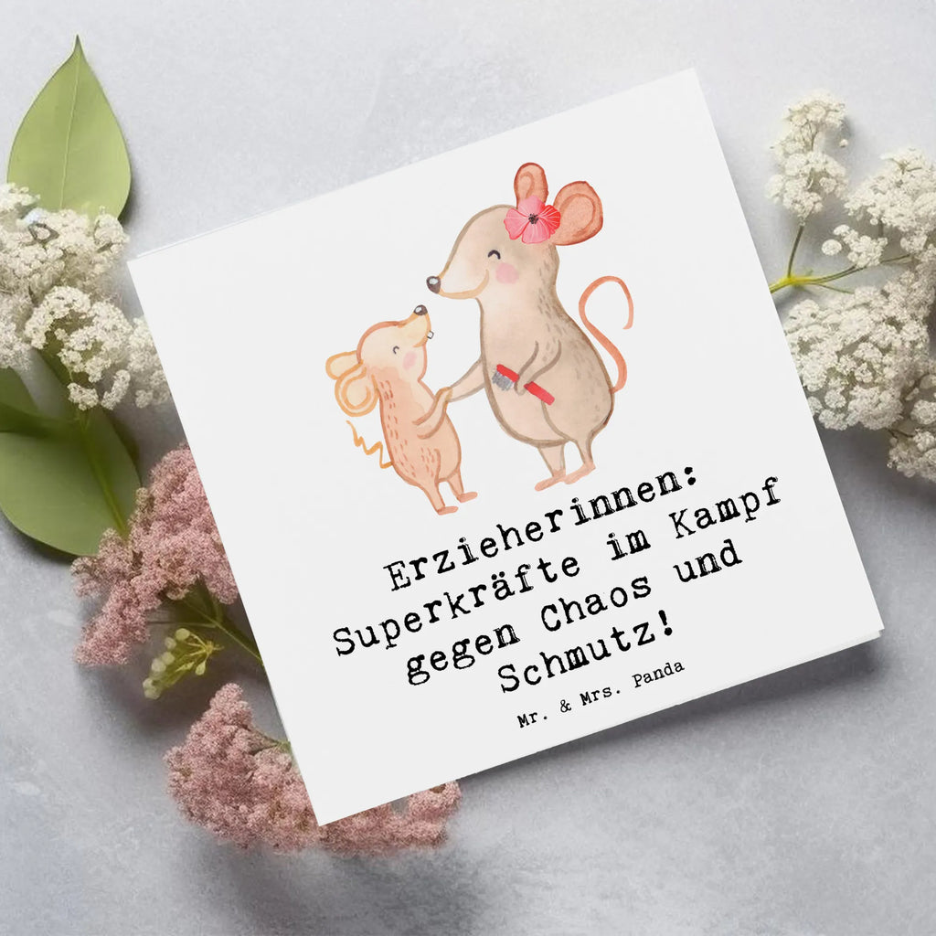 Deluxe Card Erzieherinnen: Superkräfte im Kampf gegen Chaos und Schmutz! Klappkarte, Hochwertige Klappkarte, Hochwertige Grußkarte, Geburtstagskarte, Hochzeitskarte, Glückwunschkarte, Karte, Grußkarte, Einladungskarte, Beruf, Ausbildung, Jubiläum, Abschied, Rente, Kollege, Kollegin, Geschenk, Schenken, Arbeitskollege, Mitarbeiter, Firma, Danke, Dankeschön