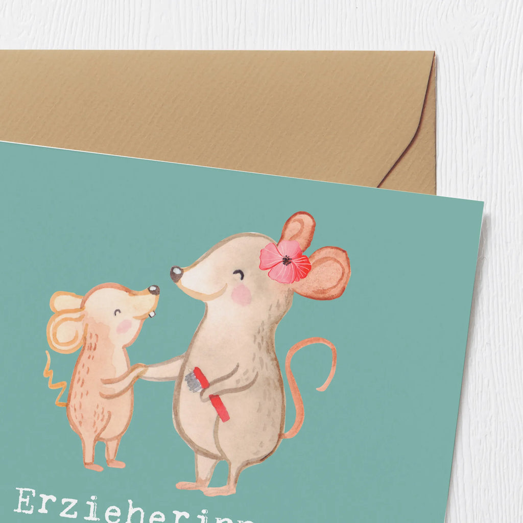 Deluxe Card Erzieherinnen: Superkräfte im Kampf gegen Chaos und Schmutz! Klappkarte, Hochwertige Klappkarte, Hochwertige Grußkarte, Geburtstagskarte, Hochzeitskarte, Glückwunschkarte, Karte, Grußkarte, Einladungskarte, Beruf, Ausbildung, Jubiläum, Abschied, Rente, Kollege, Kollegin, Geschenk, Schenken, Arbeitskollege, Mitarbeiter, Firma, Danke, Dankeschön