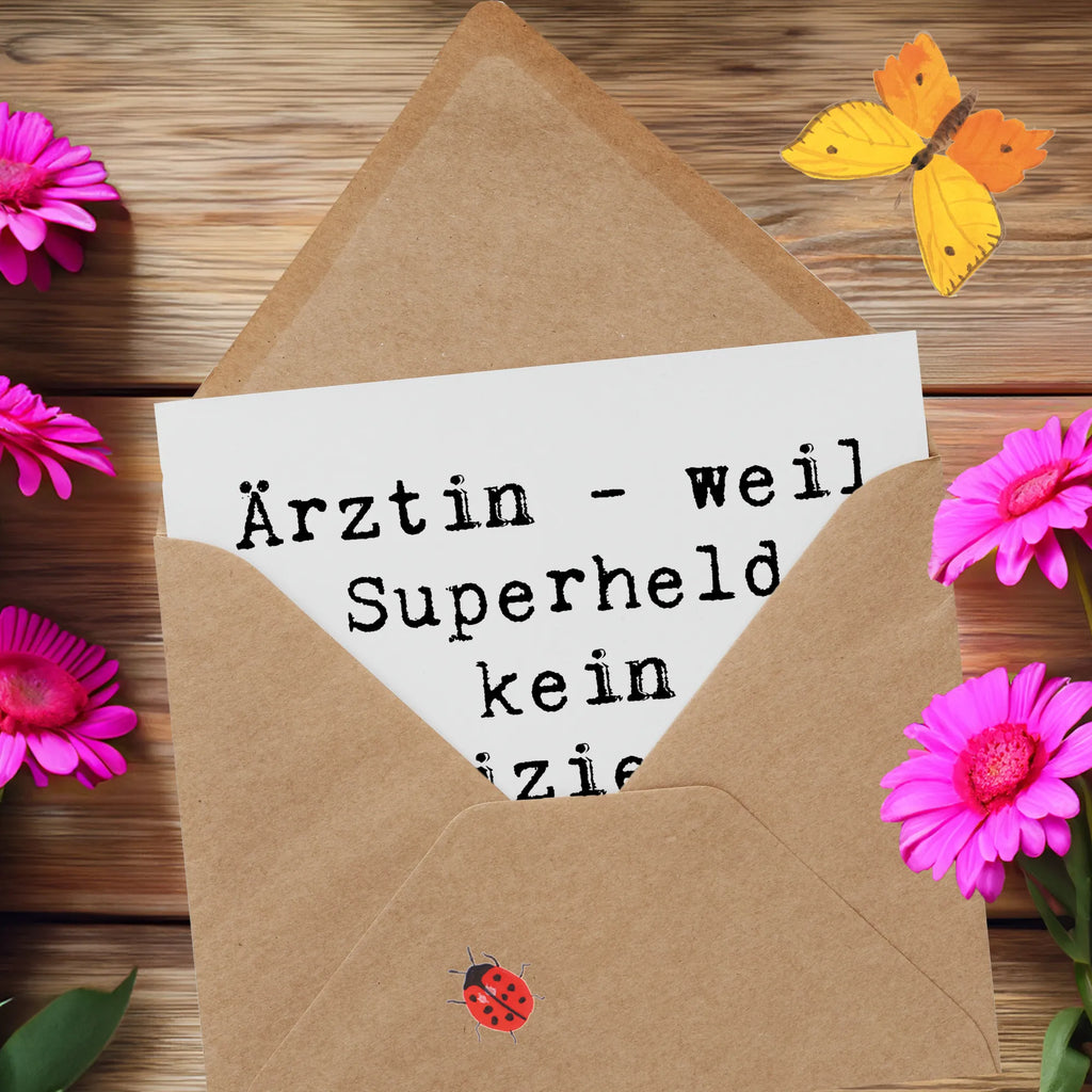 Deluxe Karte Spruch Ärztin Superheld Hochzeitskarte, Geburtstagskarte, Einladungskarte, Karte, Klappkarte, Hochwertige Grußkarte, Glückwunschkarte, Grußkarte, Hochwertige Klappkarte, Beruf, Ausbildung, Jubiläum, Abschied, Rente, Kollege, Kollegin, Geschenk, Schenken, Arbeitskollege, Mitarbeiter, Firma, Danke, Dankeschön