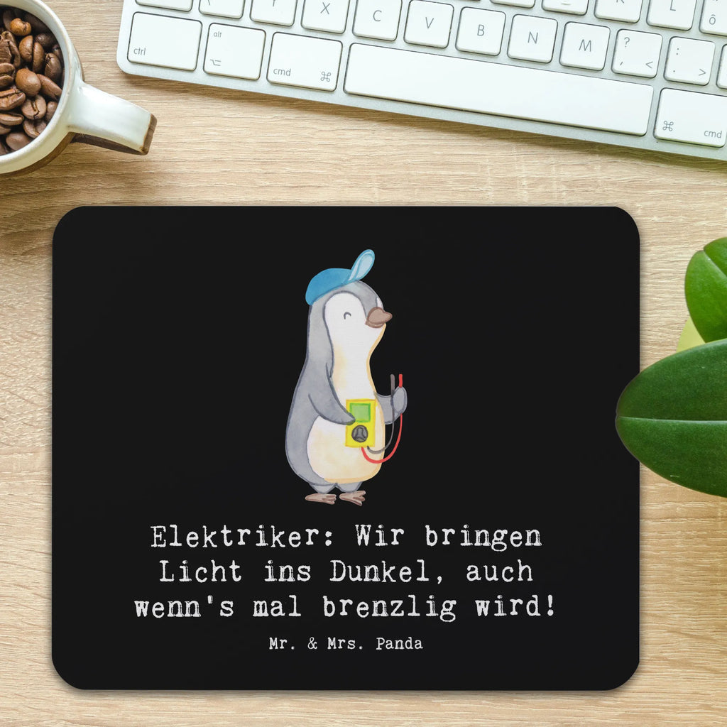 Mouse mat Elektriker: Wir bringen Licht ins Dunkel, auch wenn's mal brenzlig wird! Einzigartiges Mauspad, PC Zubehör, Mauspad, Büroausstattung, Mousepad, Designer Mauspad, Computer zubehör, Arbeitszimmer, Mausunterlage, Mauspad Büro, Beruf, Ausbildung, Jubiläum, Abschied, Rente, Kollege, Kollegin, Geschenk, Schenken, Arbeitskollege, Mitarbeiter, Firma, Danke, Dankeschön