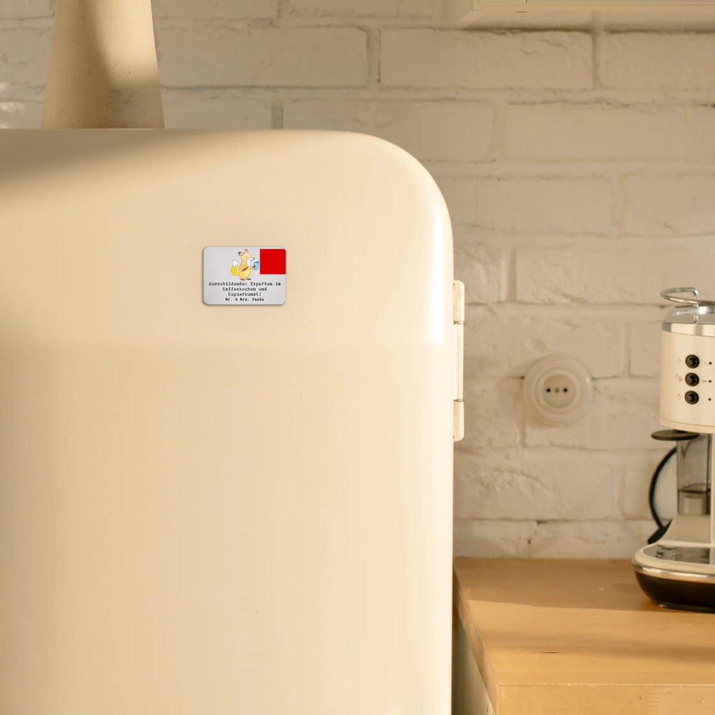 Magnet Auszubildende Kaffeekünstler Motivmagnete, Pinnwandmagnet, Kühlschrank Dekoration, Souvenir Magnet, Dekomagnet, Notiz Magnet, Whiteboard Magnet, Kühlschrankmagnet, Beruf, Ausbildung, Jubiläum, Abschied, Rente, Kollege, Kollegin, Geschenk, Schenken, Arbeitskollege, Mitarbeiter, Firma, Danke, Dankeschön