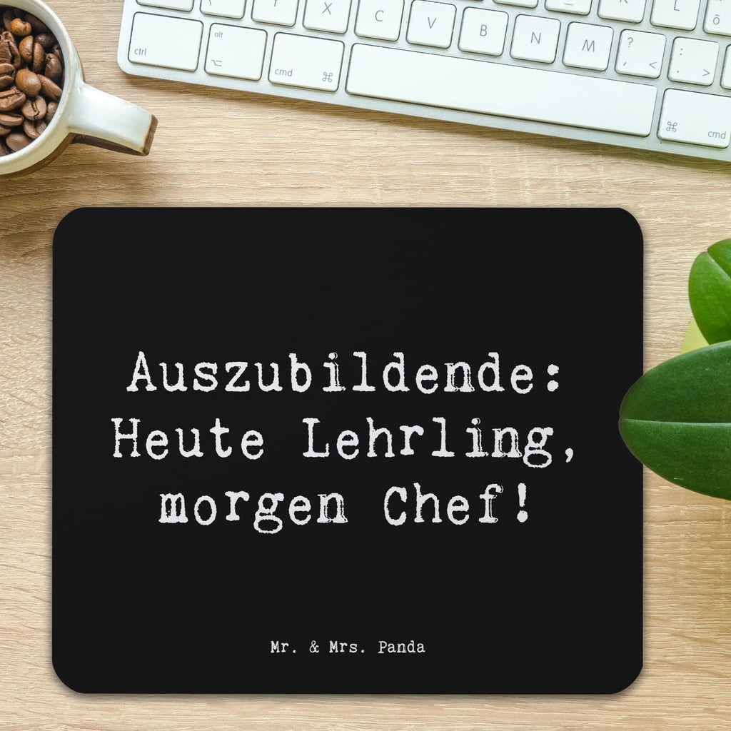 Mauspad Spruch Auszubildende Chef Designer Mauspad, Mauspad, PC Zubehör, Mousepad, Büroausstattung, Computer zubehör, Mausunterlage, Arbeitszimmer, Einzigartiges Mauspad, Mauspad Büro, Beruf, Ausbildung, Jubiläum, Abschied, Rente, Kollege, Kollegin, Geschenk, Schenken, Arbeitskollege, Mitarbeiter, Firma, Danke, Dankeschön
