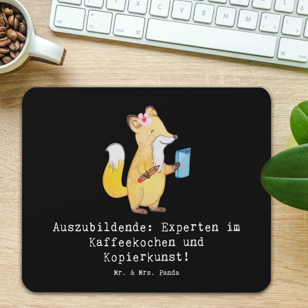 Mouse mat Auszubildende: Experten im Kaffeekochen und Kopierkunst! Arbeitszimmer, Computer zubehör, Mauspad Büro, Mousepad, Einzigartiges Mauspad, Büroausstattung, Mausunterlage, PC Zubehör, Designer Mauspad, Mauspad, Beruf, Ausbildung, Jubiläum, Abschied, Rente, Kollege, Kollegin, Geschenk, Schenken, Arbeitskollege, Mitarbeiter, Firma, Danke, Dankeschön