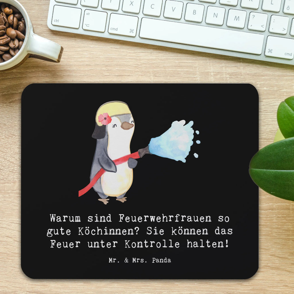 Mouse mat Warum sind Feuerwehrfrauen so gute Köchinnen? Sie können das Feuer unter Kontrolle halten! Mausunterlage, Designer Mauspad, Büroausstattung, PC Zubehör, Computer zubehör, Einzigartiges Mauspad, Mauspad Büro, Mauspad, Arbeitszimmer, Mousepad, Beruf, Ausbildung, Jubiläum, Abschied, Rente, Kollege, Kollegin, Geschenk, Schenken, Arbeitskollege, Mitarbeiter, Firma, Danke, Dankeschön
