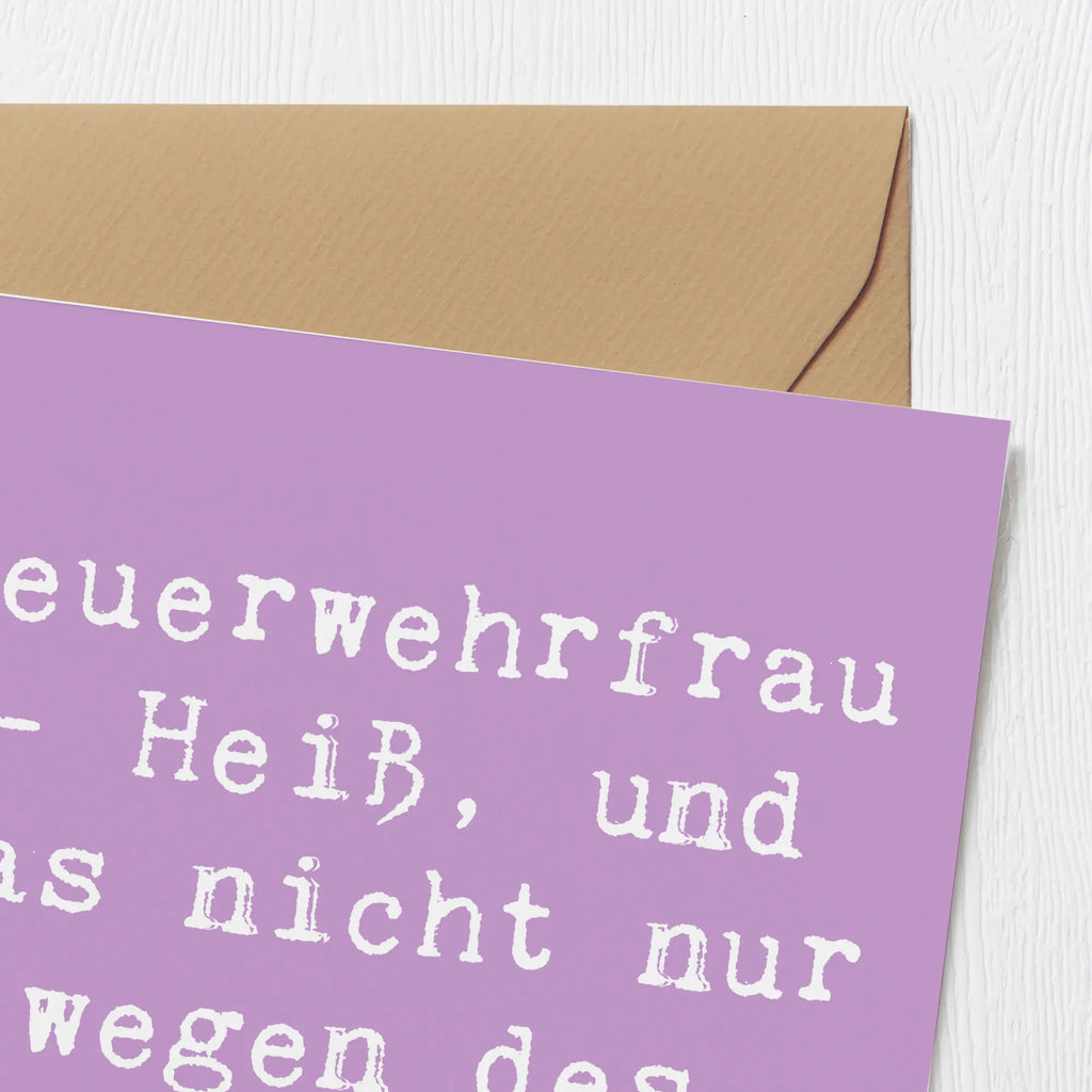 Deluxe Card Saying Feuerwehrfrau - Heiß, und das nicht nur wegen des Feuers! Karte, Klappkarte, Einladungskarte, Grußkarte, Hochzeitskarte, Geburtstagskarte, Glückwunschkarte, Hochwertige Klappkarte, Hochwertige Grußkarte, Beruf, Ausbildung, Jubiläum, Abschied, Rente, Kollege, Kollegin, Geschenk, Schenken, Arbeitskollege, Mitarbeiter, Firma, Danke, Dankeschön