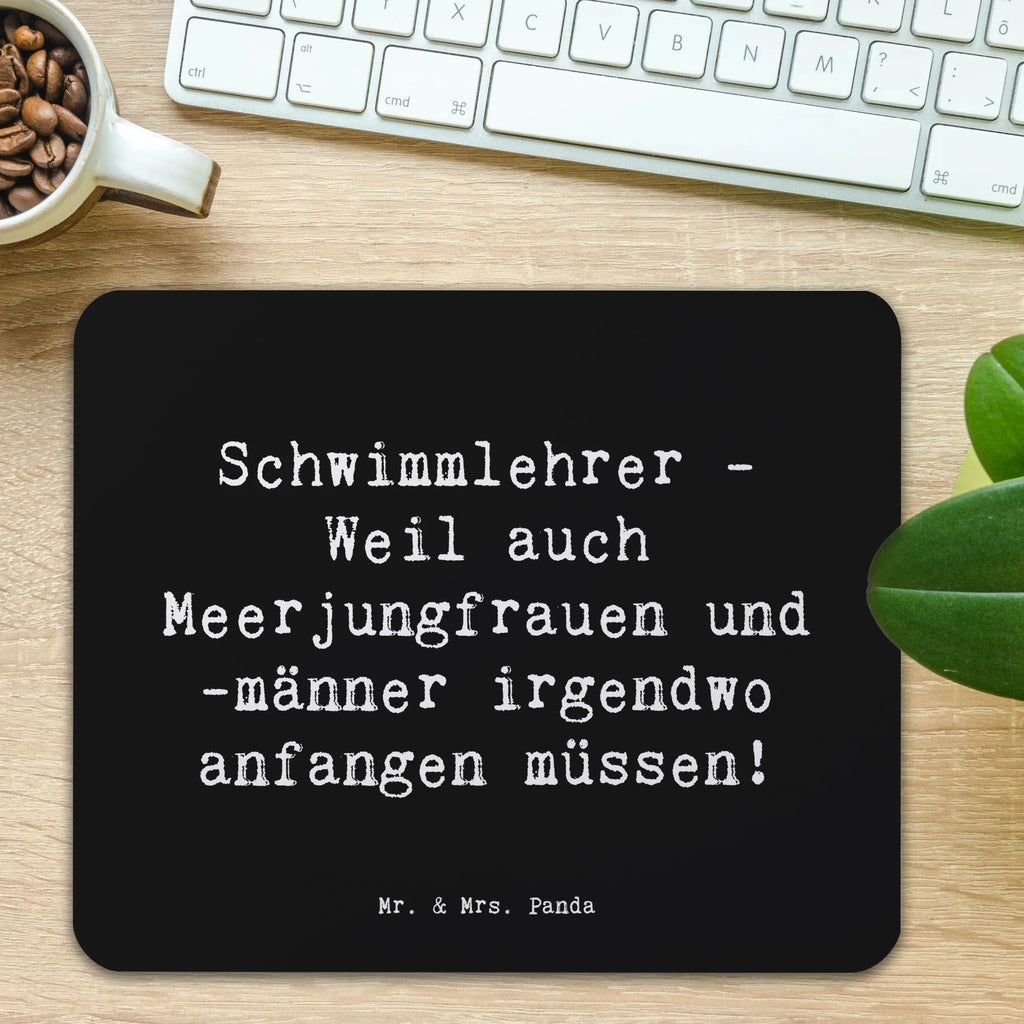 Mauspad Spruch Schwimmlehrer Anfang Computer zubehör, Designer Mauspad, Büroausstattung, PC Zubehör, Arbeitszimmer, Mauspad, Einzigartiges Mauspad, Mauspad Büro, Mousepad, Mausunterlage, Beruf, Ausbildung, Jubiläum, Abschied, Rente, Kollege, Kollegin, Geschenk, Schenken, Arbeitskollege, Mitarbeiter, Firma, Danke, Dankeschön