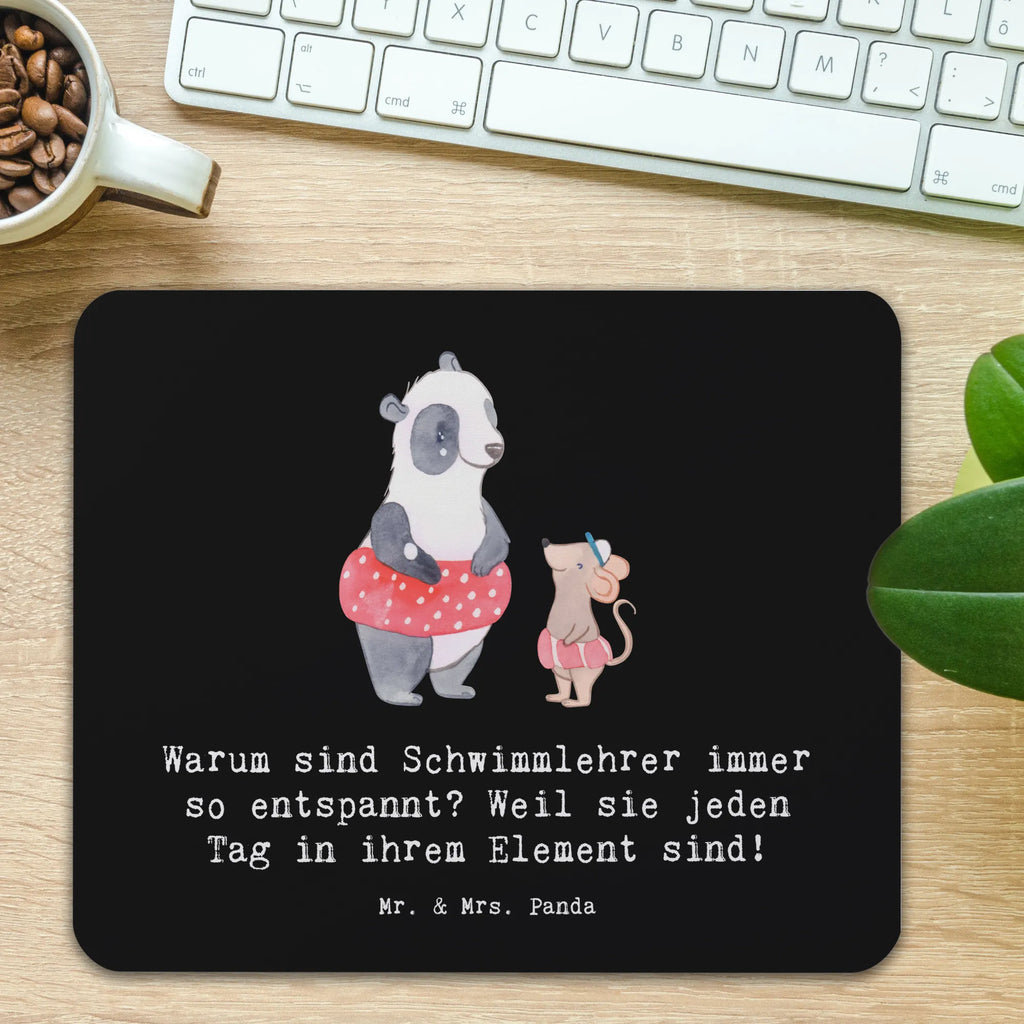 Mauspad Entspannte Schwimmlehrer Büroausstattung, Designer Mauspad, PC Zubehör, Einzigartiges Mauspad, Mauspad, Computer zubehör, Mousepad, Mausunterlage, Mauspad Büro, Arbeitszimmer, Beruf, Ausbildung, Jubiläum, Abschied, Rente, Kollege, Kollegin, Geschenk, Schenken, Arbeitskollege, Mitarbeiter, Firma, Danke, Dankeschön