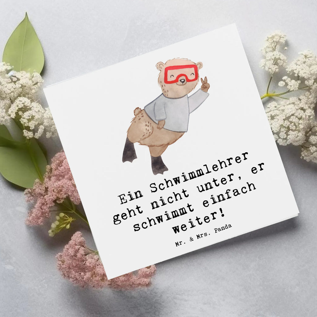 Deluxe Card Ein Schwimmlehrer geht nicht unter, er schwimmt einfach weiter! Grußkarte, Hochzeitskarte, Hochwertige Grußkarte, Karte, Klappkarte, Einladungskarte, Glückwunschkarte, Geburtstagskarte, Hochwertige Klappkarte, Beruf, Ausbildung, Jubiläum, Abschied, Rente, Kollege, Kollegin, Geschenk, Schenken, Arbeitskollege, Mitarbeiter, Firma, Danke, Dankeschön