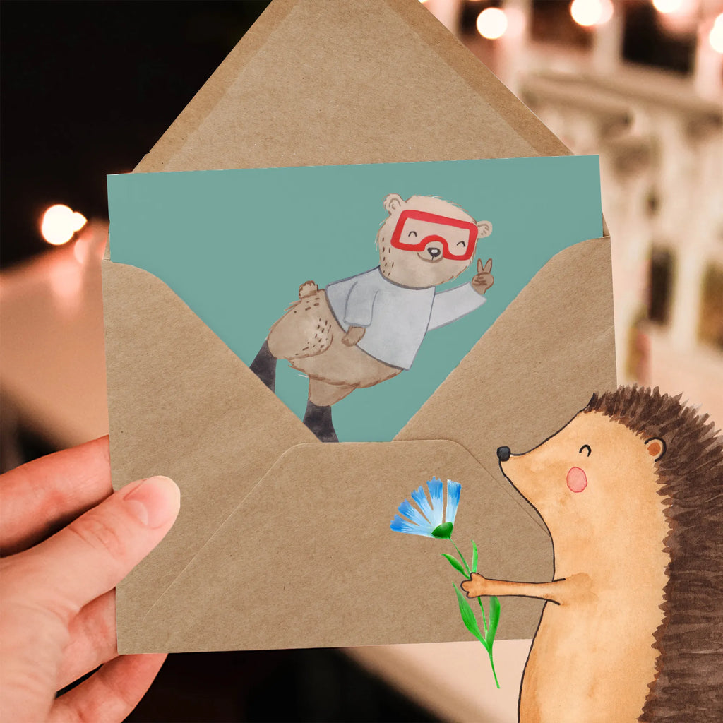 Deluxe Card Ein Schwimmlehrer geht nicht unter, er schwimmt einfach weiter! Grußkarte, Hochzeitskarte, Hochwertige Grußkarte, Karte, Klappkarte, Einladungskarte, Glückwunschkarte, Geburtstagskarte, Hochwertige Klappkarte, Beruf, Ausbildung, Jubiläum, Abschied, Rente, Kollege, Kollegin, Geschenk, Schenken, Arbeitskollege, Mitarbeiter, Firma, Danke, Dankeschön