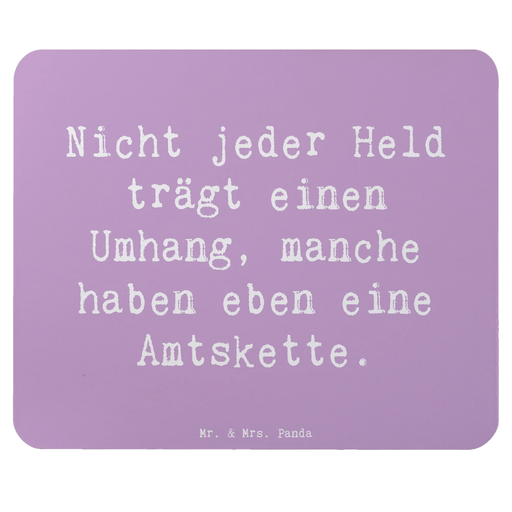 Mouse mat Saying Nicht jeder Held trägt einen Umhang, manche haben eben eine Amtskette. Mauspad Büro, Mausunterlage, Einzigartiges Mauspad, Computer zubehör, Designer Mauspad, Mousepad, PC Zubehör, Arbeitszimmer, Büroausstattung, Mauspad, Beruf, Ausbildung, Jubiläum, Abschied, Rente, Kollege, Kollegin, Geschenk, Schenken, Arbeitskollege, Mitarbeiter, Firma, Danke, Dankeschön