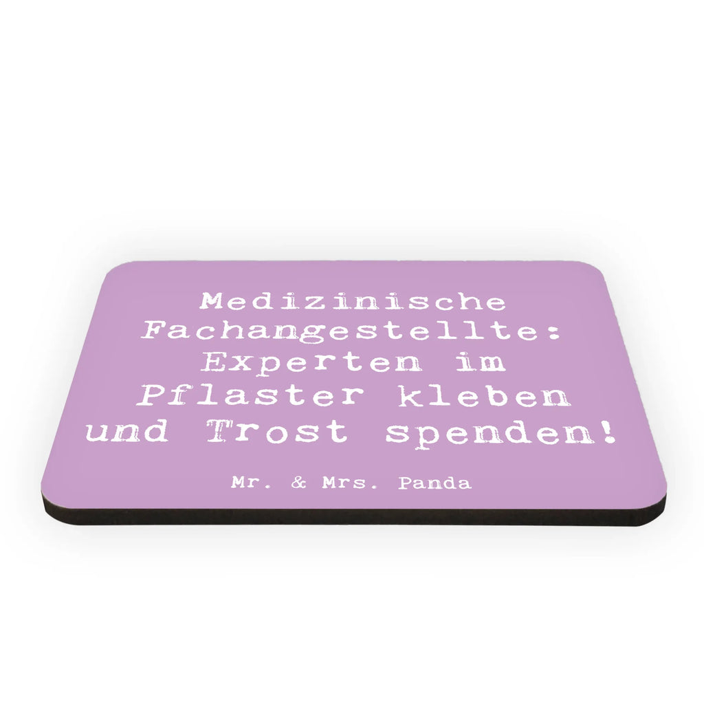Magnet Saying Medizinische Fachangestellte: Experten im Pflaster kleben und Trost spenden! Kühlschrank Dekoration, Whiteboard Magnet, Pinnwandmagnet, Souvenir Magnet, Notiz Magnet, Motivmagnete, Kühlschrankmagnet, Dekomagnet, Beruf, Ausbildung, Jubiläum, Abschied, Rente, Kollege, Kollegin, Geschenk, Schenken, Arbeitskollege, Mitarbeiter, Firma, Danke, Dankeschön