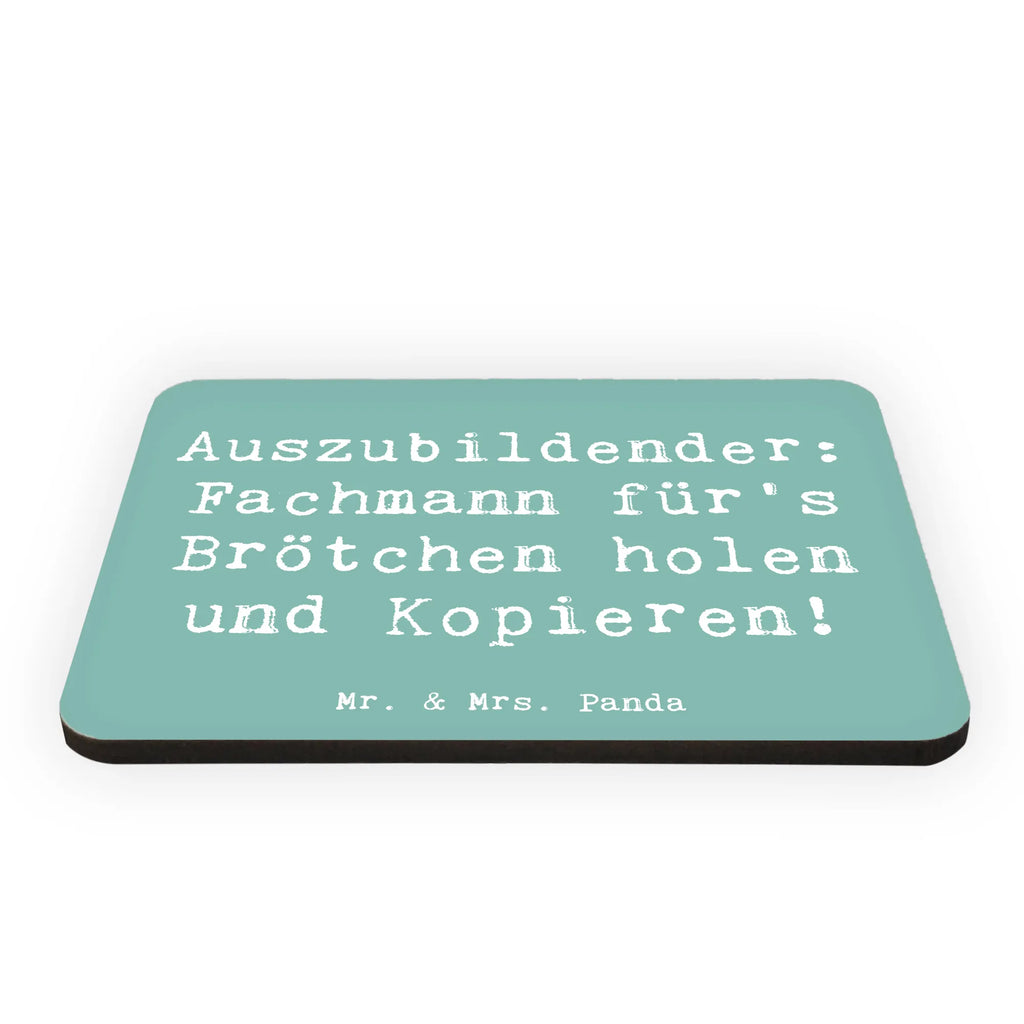 Magnet Saying Auszubildender: Fachmann für's Brötchen holen und Kopieren! Whiteboard Magnet, Pinnwandmagnet, Dekomagnet, Notiz Magnet, Kühlschrankmagnet, Souvenir Magnet, Kühlschrank Dekoration, Motivmagnete, Beruf, Ausbildung, Jubiläum, Abschied, Rente, Kollege, Kollegin, Geschenk, Schenken, Arbeitskollege, Mitarbeiter, Firma, Danke, Dankeschön