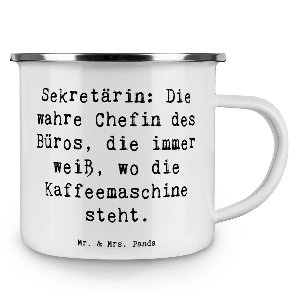 Camping Emaille Tasse Spruch Sekretärin: Die wahre Chefin des Büros, die immer weiß, wo die Kaffeemaschine steht. Metalltasse, Emaille Tasse, Metalltasse für Camping, Camping Tassen Emaille, Camping Becher, Outdoor Tasse, Emaille Tasse Camping, Emaille Becher, Emailletasse, Emaille Campingbecher, Outdoor Becher, Blechtassen, Campingtassen, Campingbecher, Kaffee Blechtasse, Emaille Trinkbecher, Emaille Becher Camping, Blechtasse Outdoor, Camping Tasse Metall, Camping Becher Edelstahl, Campingtasse, Camping Tasse Emaille, Trinkbecher, Tasse Emaille, Camping Tassen, Emaille Tassen, Blechtasse, Edelstahl Trinkbecher, Tasse Camping, Metall Tasse, Beruf, Ausbildung, Jubiläum, Abschied, Rente, Kollege, Kollegin, Geschenk, Schenken, Arbeitskollege, Mitarbeiter, Firma, Danke, Dankeschön