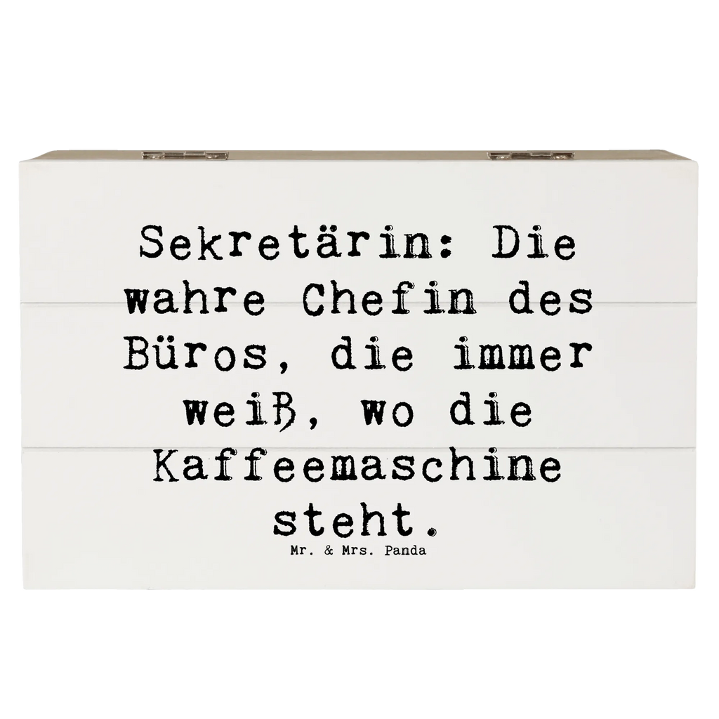 Holzkiste Spruch Sekretärin: Die wahre Chefin des Büros, die immer weiß, wo die Kaffeemaschine steht. Erinnerungsbox, XXL, Geschenkbox, Schatzkiste, Erinnerungskiste, Aufbewahrungsbox, Truhe, Dekokiste, Kiste, Schatulle, Holzkiste, Geschenkdose, Beruf, Ausbildung, Jubiläum, Abschied, Rente, Kollege, Kollegin, Geschenk, Schenken, Arbeitskollege, Mitarbeiter, Firma, Danke, Dankeschön