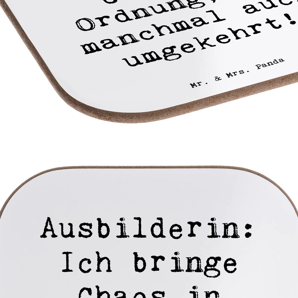 Untersetzer Spruch Ausbilderin: Ich bringe Chaos in Ordnung, und manchmal auch umgekehrt! Untersetzer Holz, Getränkeuntersetzer, Tassen Untersetzer, Untersetzer, Glasuntersetzer, Korkuntersetzer, Holzuntersetzer, Bierdeckel, Untersetzer Design, Untersetzer für Gläser, Untersetzer aus Holz, Untersetzer Gläser, Beruf, Ausbildung, Jubiläum, Abschied, Rente, Kollege, Kollegin, Geschenk, Schenken, Arbeitskollege, Mitarbeiter, Firma, Danke, Dankeschön