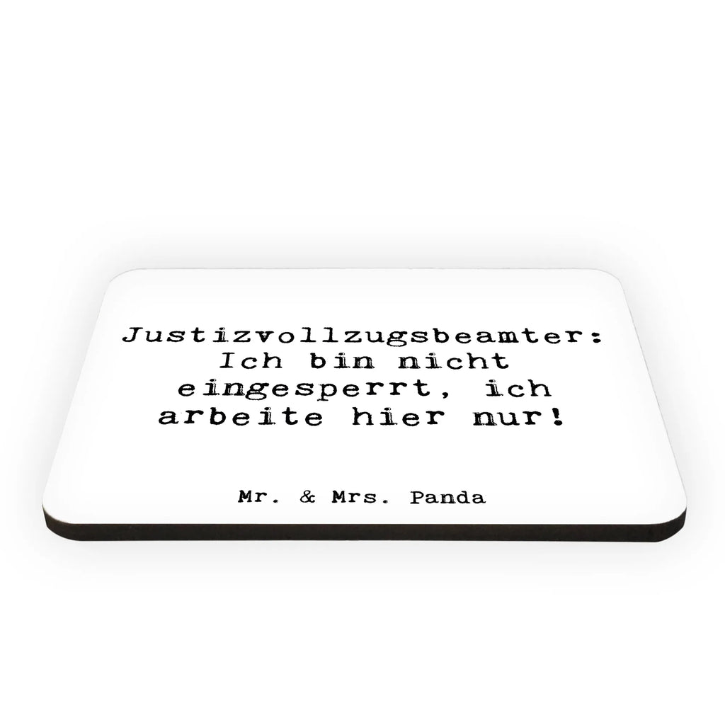 Magnet Spruch Justizvollzugsbeamter: Ich bin nicht eingesperrt, ich arbeite hier nur! Motivmagnete, Kühlschrank Dekoration, Notiz Magnet, Pinnwandmagnet, Whiteboard Magnet, Dekomagnet, Souvenir Magnet, Kühlschrankmagnet, Beruf, Ausbildung, Jubiläum, Abschied, Rente, Kollege, Kollegin, Geschenk, Schenken, Arbeitskollege, Mitarbeiter, Firma, Danke, Dankeschön