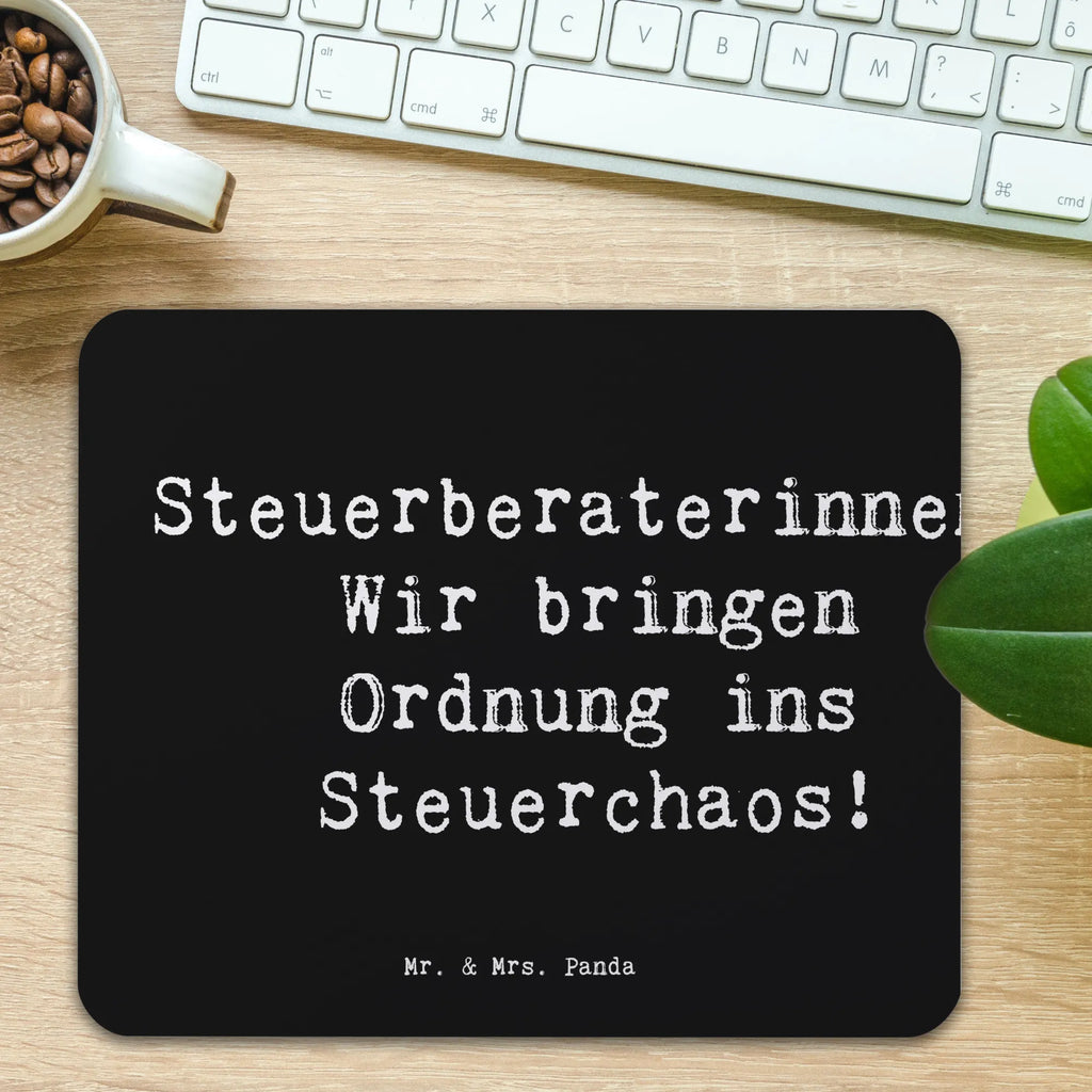 Mauspad Spruch Steuerberaterinnen: Wir bringen Ordnung ins Steuerchaos! Büroausstattung, Einzigartiges Mauspad, Mousepad, Arbeitszimmer, Mauspad Büro, Mausunterlage, Designer Mauspad, Mauspad, Computer zubehör, PC Zubehör, Beruf, Ausbildung, Jubiläum, Abschied, Rente, Kollege, Kollegin, Geschenk, Schenken, Arbeitskollege, Mitarbeiter, Firma, Danke, Dankeschön