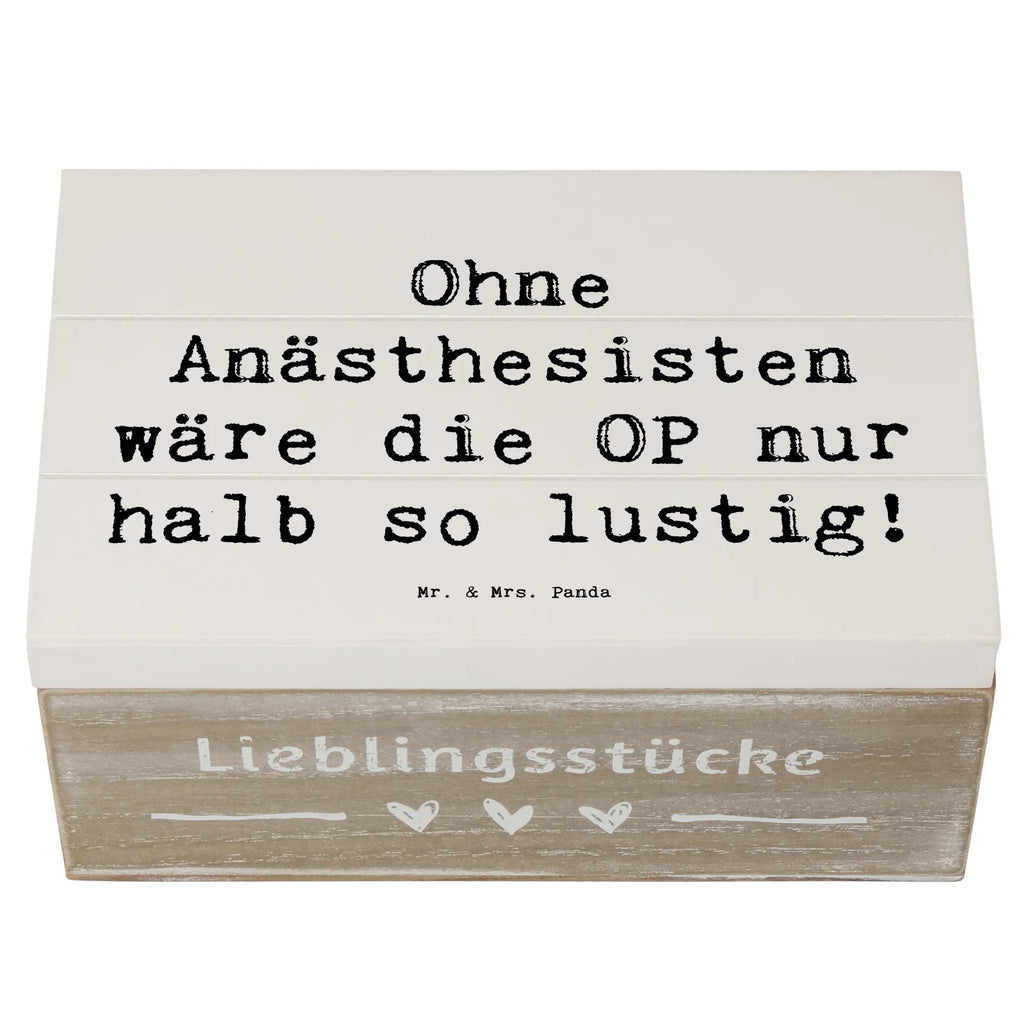 Holzkiste Spruch Ohne Anästhesisten wäre die OP nur halb so lustig! Erinnerungsbox, Aufbewahrungsbox, Holzkiste, Kiste, Truhe, Schatzkiste, Dekokiste, XXL, Erinnerungskiste, Geschenkbox, Schatulle, Geschenkdose, Beruf, Ausbildung, Jubiläum, Abschied, Rente, Kollege, Kollegin, Geschenk, Schenken, Arbeitskollege, Mitarbeiter, Firma, Danke, Dankeschön