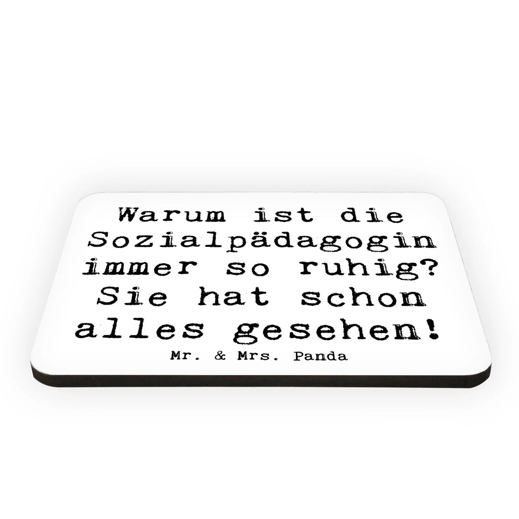 Magnet Spruch Warum ist die Sozialpädagogin immer so ruhig? Sie hat schon alles gesehen! Notiz Magnet, Dekomagnet, Kühlschrank Dekoration, Kühlschrankmagnet, Motivmagnete, Whiteboard Magnet, Pinnwandmagnet, Souvenir Magnet, Beruf, Ausbildung, Jubiläum, Abschied, Rente, Kollege, Kollegin, Geschenk, Schenken, Arbeitskollege, Mitarbeiter, Firma, Danke, Dankeschön