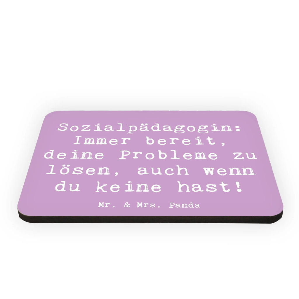 Magnet Spruch Sozialpädagogin: Immer bereit, deine Probleme zu lösen, auch wenn du keine hast! Kühlschrank Dekoration, Whiteboard Magnet, Motivmagnete, Notiz Magnet, Kühlschrankmagnet, Souvenir Magnet, Dekomagnet, Pinnwandmagnet, Beruf, Ausbildung, Jubiläum, Abschied, Rente, Kollege, Kollegin, Geschenk, Schenken, Arbeitskollege, Mitarbeiter, Firma, Danke, Dankeschön