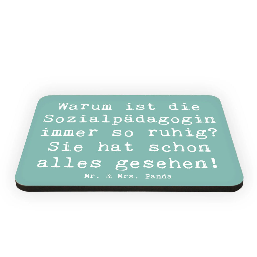Magnet Spruch Warum ist die Sozialpädagogin immer so ruhig? Sie hat schon alles gesehen! Notiz Magnet, Dekomagnet, Kühlschrank Dekoration, Kühlschrankmagnet, Motivmagnete, Whiteboard Magnet, Pinnwandmagnet, Souvenir Magnet, Beruf, Ausbildung, Jubiläum, Abschied, Rente, Kollege, Kollegin, Geschenk, Schenken, Arbeitskollege, Mitarbeiter, Firma, Danke, Dankeschön