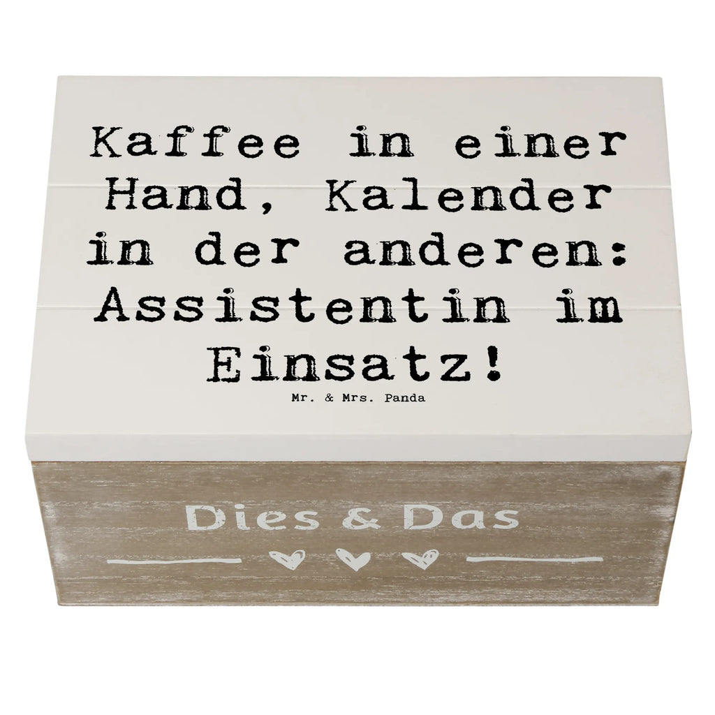 Wooden chest Saying Kaffee in einer Hand, Kalender in der anderen: Assistentin im Einsatz! Geschenkdose, Aufbewahrungsbox, Erinnerungsbox, XXL, Holzkiste, Kiste, Truhe, Dekokiste, Schatulle, Geschenkbox, Schatzkiste, Erinnerungskiste, Beruf, Ausbildung, Jubiläum, Abschied, Rente, Kollege, Kollegin, Geschenk, Schenken, Arbeitskollege, Mitarbeiter, Firma, Danke, Dankeschön