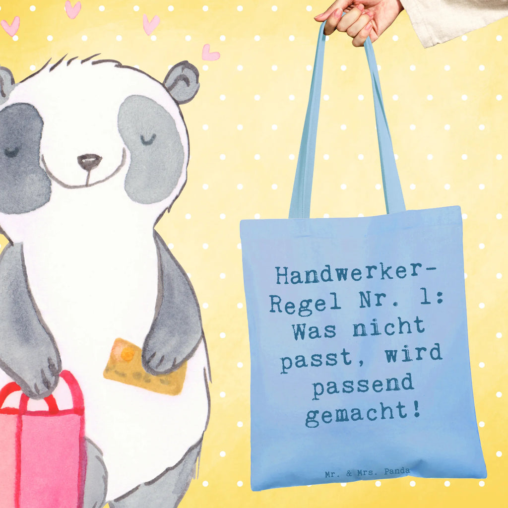 Tragetasche Spruch Handwerker-Regel Nr. 1: Was nicht passt, wird passend gemacht! Jutebeutel, Jutetasche, Stoffbeutel, Schultertasche, Beutel, Tragetasche, Beuteltasche, Tasche, Shopper, Umhängetasche, Badetasche, Laptoptasche, Stofftasche, Einkaufstasche, Strandtasche, Einkaufstüte, Beruf, Ausbildung, Jubiläum, Abschied, Rente, Kollege, Kollegin, Geschenk, Schenken, Arbeitskollege, Mitarbeiter, Firma, Danke, Dankeschön