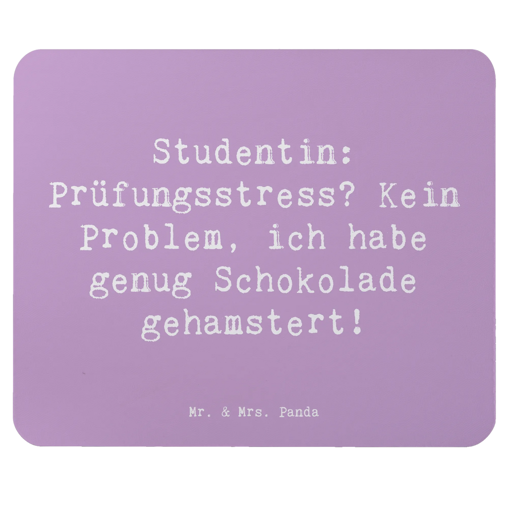 Mauspad Spruch Studentin: Prüfungsstress? Kein Problem, ich habe genug Schokolade gehamstert! Designer Mauspad, Mauspad Büro, Mousepad, Computer zubehör, Einzigartiges Mauspad, Arbeitszimmer, Mausunterlage, PC Zubehör, Mauspad, Büroausstattung, Beruf, Ausbildung, Jubiläum, Abschied, Rente, Kollege, Kollegin, Geschenk, Schenken, Arbeitskollege, Mitarbeiter, Firma, Danke, Dankeschön