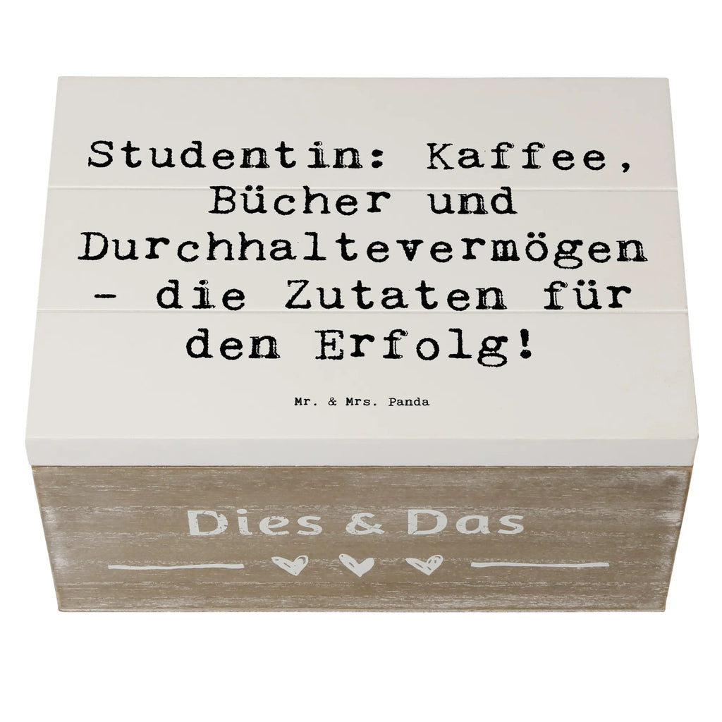Holzkiste Spruch Studentin: Kaffee, Bücher und Durchhaltevermögen - die Zutaten für den Erfolg! Aufbewahrungsbox Holz, Holztruhe, Holzbox mit Deckel, Holzkisten, aufbewahrungskisten, aufbewahrungstruhe, Holzkiste mit Deckel, Box aus Holz, box holz, aufbewahrungskiste mit deckel, Schatulle, truhe holz, Holzkiste, holzschatulle, holztruhen, Holzboxen, aufbewahrungsboxen, Aufbewahrungskiste, Aufbewahrungsbox, holzkästchen, Aufbewahrungsbox aus Holz, Holz Aufbewahrungsbox, Holzbox, holzschachtel, kiste holz, Geschenk, Danke, Dankeschön, Schenken, Beruf, Ausbildung, Abschied, Rente, Kollege, Kollegin, Arbeitskollege, Mitarbeiter, Jubiläum, Firma