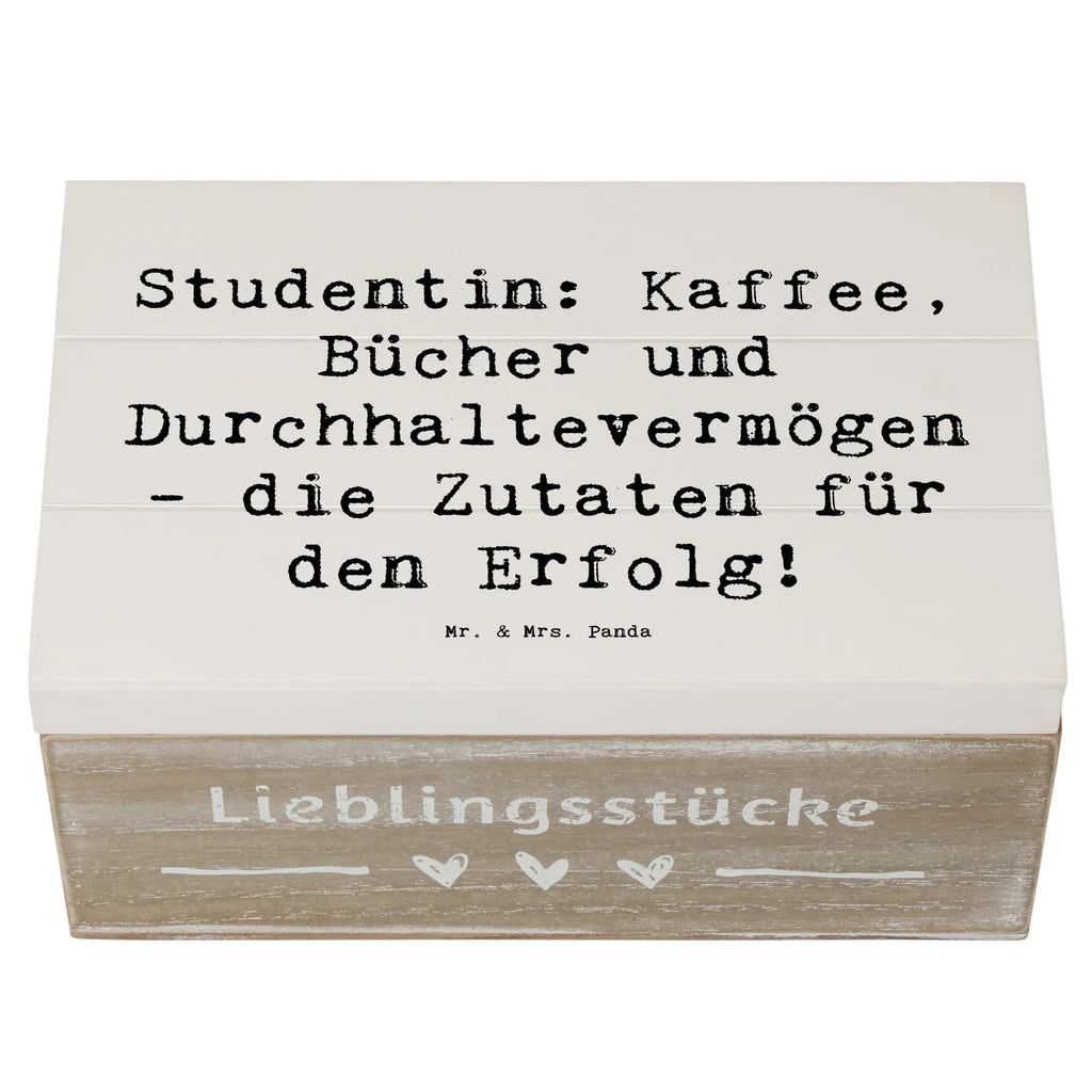 Holzkiste Spruch Studentin: Kaffee, Bücher und Durchhaltevermögen - die Zutaten für den Erfolg! Aufbewahrungsbox Holz, Holztruhe, Holzbox mit Deckel, Holzkisten, aufbewahrungskisten, aufbewahrungstruhe, Holzkiste mit Deckel, Box aus Holz, box holz, aufbewahrungskiste mit deckel, Schatulle, truhe holz, Holzkiste, holzschatulle, holztruhen, Holzboxen, aufbewahrungsboxen, Aufbewahrungskiste, Aufbewahrungsbox, holzkästchen, Aufbewahrungsbox aus Holz, Holz Aufbewahrungsbox, Holzbox, holzschachtel, kiste holz, Geschenk, Danke, Dankeschön, Schenken, Beruf, Ausbildung, Abschied, Rente, Kollege, Kollegin, Arbeitskollege, Mitarbeiter, Jubiläum, Firma