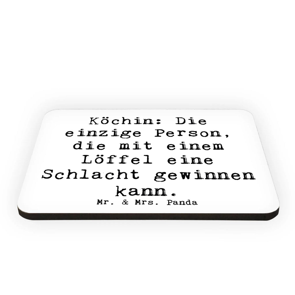 Magnet Saying Köchin: Die einzige Person, die mit einem Löffel eine Schlacht gewinnen kann. wandmagnet, büromagnet, whiteboardmagnet, Notizhalter, einkaufszettelmagnet, Fridge Magnet, spruchmagnet, Pinnwandmagnet, rechteckmagnet, tafelmagnet, zettelhalter, küchenmagnet, Kühlschrankmagnet, notizmagnet, holz whiteboardmagnet, holzmagnet, Dekomagnet, magnet, memomagnet, designmagnet, bildmagnet, haftmagnet, mdf magnet, holz kühlschrankmagnet, Geschenk, Schenken, Jubiläum, Danke, Dankeschön, Beruf, Ausbildung, Abschied, Rente, Kollege, Kollegin, Arbeitskollege, Mitarbeiter, Firma