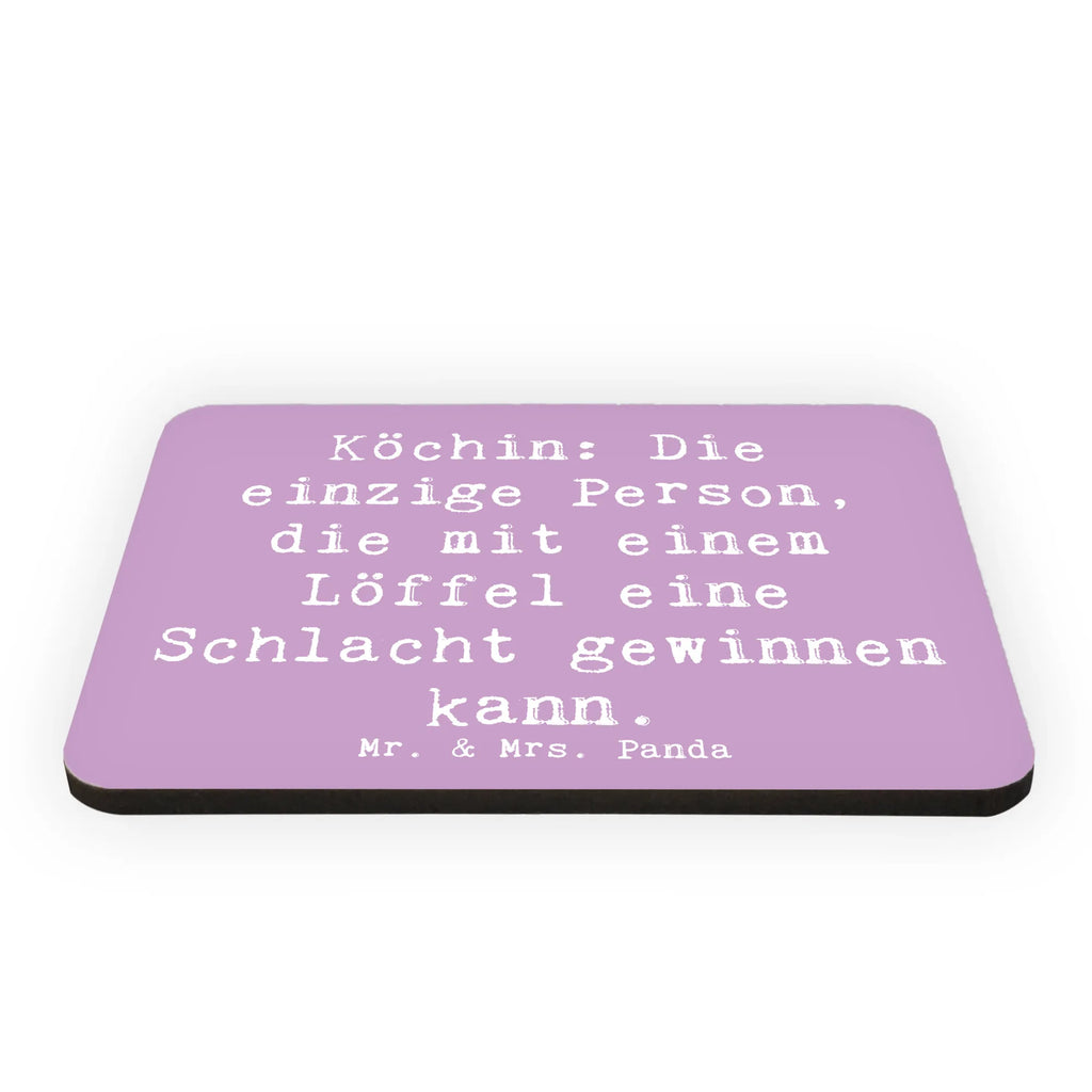 Magnet Saying Köchin: Die einzige Person, die mit einem Löffel eine Schlacht gewinnen kann. wandmagnet, büromagnet, whiteboardmagnet, Notizhalter, einkaufszettelmagnet, Fridge Magnet, spruchmagnet, Pinnwandmagnet, rechteckmagnet, tafelmagnet, zettelhalter, küchenmagnet, Kühlschrankmagnet, notizmagnet, holz whiteboardmagnet, holzmagnet, Dekomagnet, magnet, memomagnet, designmagnet, bildmagnet, haftmagnet, mdf magnet, holz kühlschrankmagnet, Geschenk, Schenken, Jubiläum, Danke, Dankeschön, Beruf, Ausbildung, Abschied, Rente, Kollege, Kollegin, Arbeitskollege, Mitarbeiter, Firma