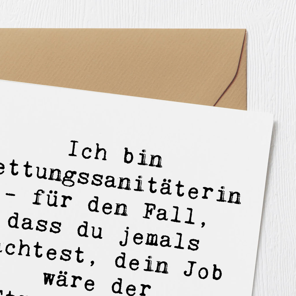 Deluxe Karte Spruch Ich bin Rettungssanitäterin - für den Fall, dass du jemals dachtest, dein Job wäre der Stressigste der Welt. Karte, Glückwunschkarte, Hochzeitskarte, Geburtstagskarte, Einladungskarte, Klappkarte, Hochwertige Grußkarte, Grußkarte, Hochwertige Klappkarte, Beruf, Ausbildung, Jubiläum, Abschied, Rente, Kollege, Kollegin, Geschenk, Schenken, Arbeitskollege, Mitarbeiter, Firma, Danke, Dankeschön