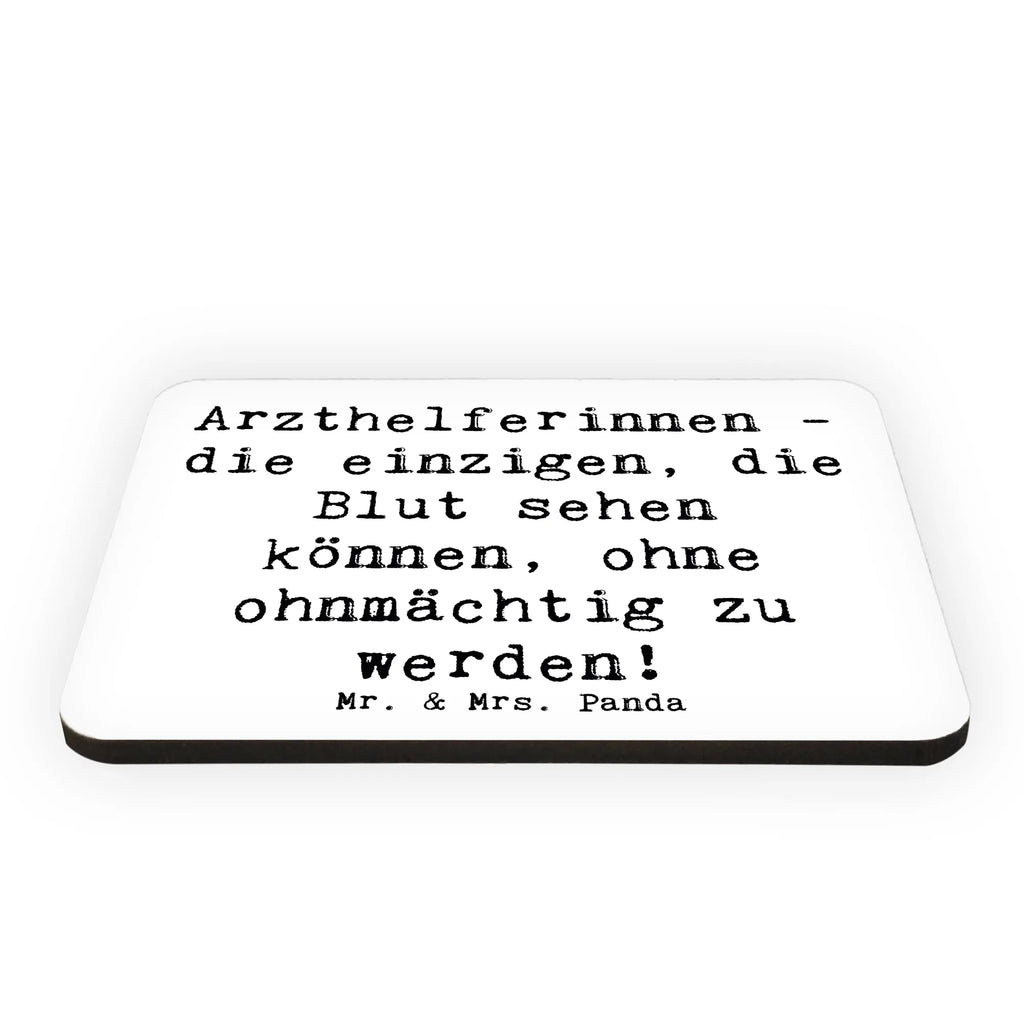 Magnet Saying Arzthelferinnen - die einzigen, die Blut sehen können, ohne ohnmächtig zu werden! Pinnwandmagnet, Motivmagnete, Whiteboard Magnet, Kühlschrank Dekoration, Souvenir Magnet, Notiz Magnet, Kühlschrankmagnet, Dekomagnet, Beruf, Ausbildung, Jubiläum, Abschied, Rente, Kollege, Kollegin, Geschenk, Schenken, Arbeitskollege, Mitarbeiter, Firma, Danke, Dankeschön