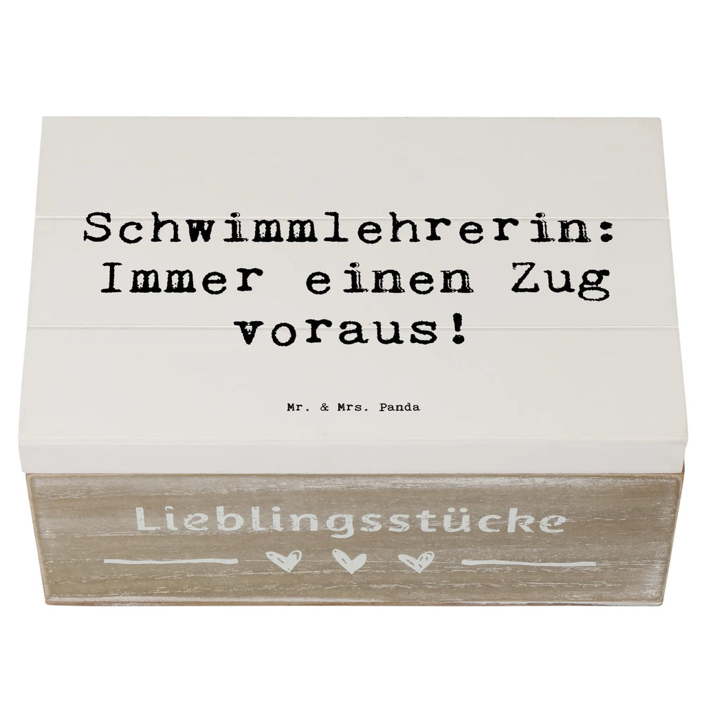 Holzkiste Spruch Schwimmlehrerin Zug voraus Geschenkdose, XXL, Schatzkiste, Holzkiste, Schatulle, Aufbewahrungsbox, Geschenkbox, Dekokiste, Kiste, Erinnerungskiste, Truhe, Erinnerungsbox, Beruf, Ausbildung, Jubiläum, Abschied, Rente, Kollege, Kollegin, Geschenk, Schenken, Arbeitskollege, Mitarbeiter, Firma, Danke, Dankeschön