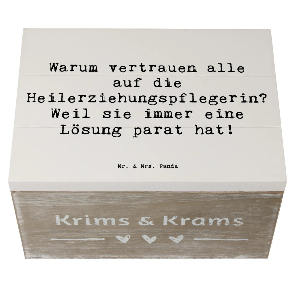 Holzkiste Spruch Heilerziehungspflegerin Lösungsexpertin Dekokiste, Aufbewahrungsbox, Schatzkiste, XXL, Geschenkdose, Erinnerungsbox, Schatulle, Kiste, Geschenkbox, Holzkiste, Erinnerungskiste, Truhe, Beruf, Ausbildung, Jubiläum, Abschied, Rente, Kollege, Kollegin, Geschenk, Schenken, Arbeitskollege, Mitarbeiter, Firma, Danke, Dankeschön