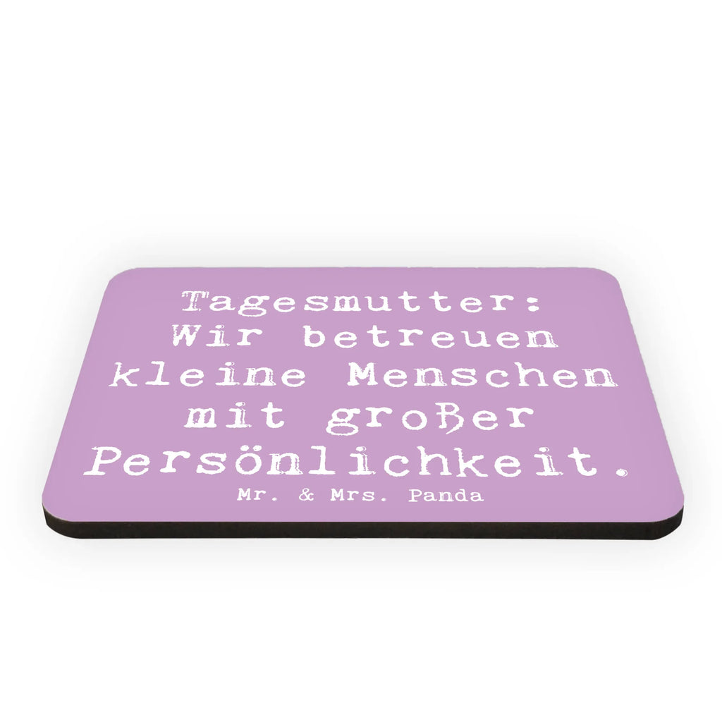 Magnet Spruch Tagesmutter Persönlichkeit Pinnwandmagnet, Notiz Magnet, Motivmagnete, Whiteboard Magnet, Kühlschrankmagnet, Souvenir Magnet, Dekomagnet, Kühlschrank Dekoration, Beruf, Ausbildung, Jubiläum, Abschied, Rente, Kollege, Kollegin, Geschenk, Schenken, Arbeitskollege, Mitarbeiter, Firma, Danke, Dankeschön