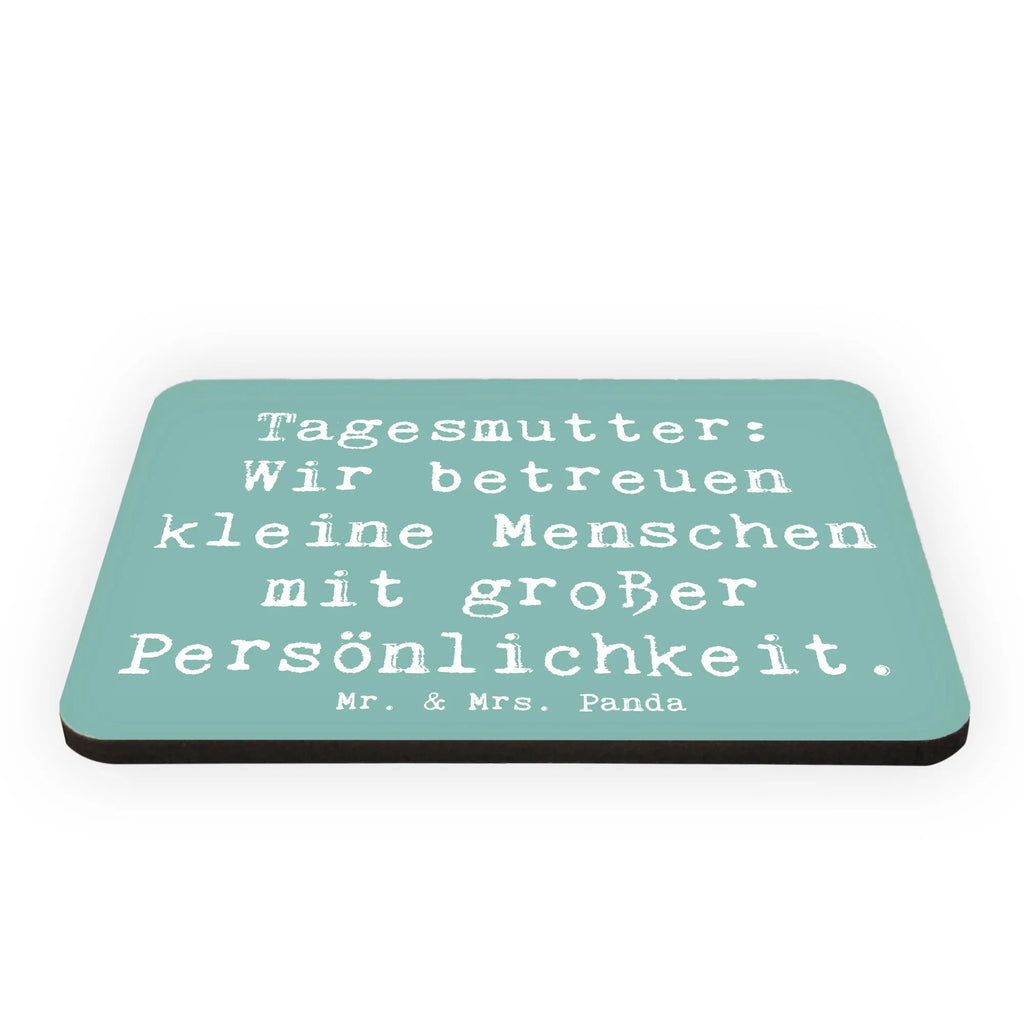 Magnet Spruch Tagesmutter Persönlichkeit Pinnwandmagnet, Notiz Magnet, Motivmagnete, Whiteboard Magnet, Kühlschrankmagnet, Souvenir Magnet, Dekomagnet, Kühlschrank Dekoration, Beruf, Ausbildung, Jubiläum, Abschied, Rente, Kollege, Kollegin, Geschenk, Schenken, Arbeitskollege, Mitarbeiter, Firma, Danke, Dankeschön