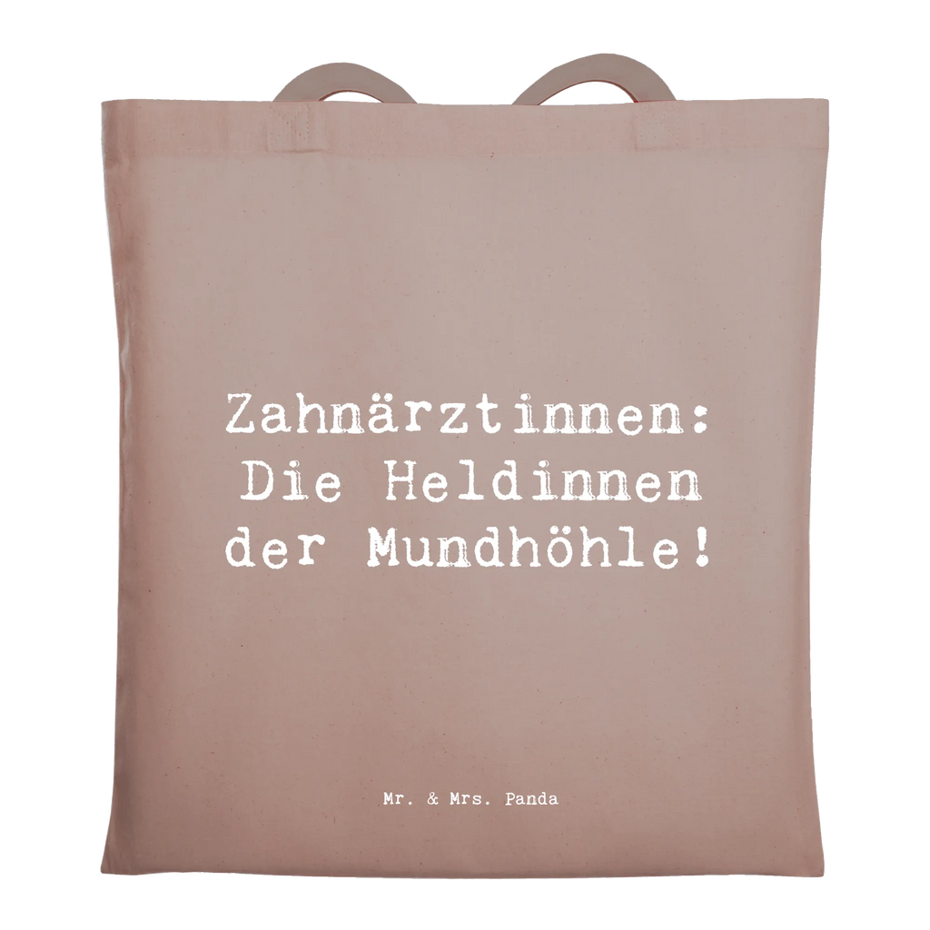 Tragetasche Spruch Zahnärztin Heldin Einkaufstasche, Tragetasche, Umhängetasche, Schultertasche, Einkaufstüte, Jutetasche, Shopper, Beutel, Beuteltasche, Jutebeutel, Strandtasche, Laptoptasche, Stofftasche, Tasche, Stoffbeutel, Badetasche, Beruf, Ausbildung, Jubiläum, Abschied, Rente, Kollege, Kollegin, Geschenk, Schenken, Arbeitskollege, Mitarbeiter, Firma, Danke, Dankeschön