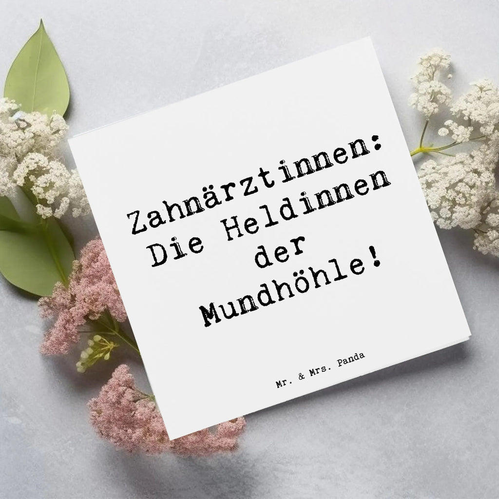 Deluxe Karte Spruch Zahnärztin Heldin Geburtstagskarte, Einladungskarte, Hochzeitskarte, Glückwunschkarte, Hochwertige Klappkarte, Grußkarte, Karte, Hochwertige Grußkarte, Klappkarte, Beruf, Ausbildung, Jubiläum, Abschied, Rente, Kollege, Kollegin, Geschenk, Schenken, Arbeitskollege, Mitarbeiter, Firma, Danke, Dankeschön